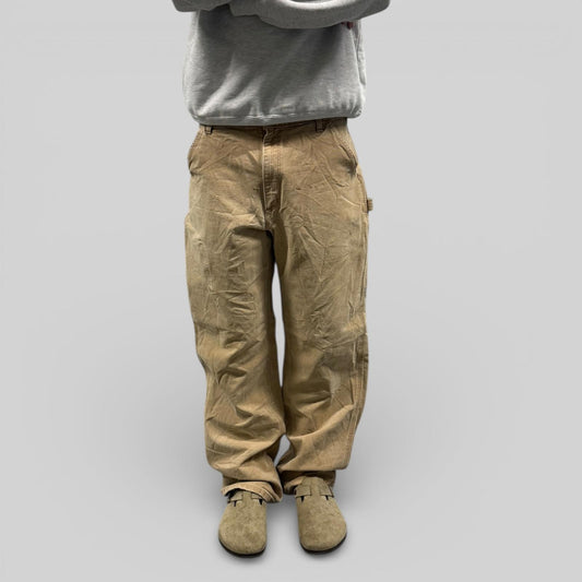 Vintage Carhartt baggy carpenter pants (W34)