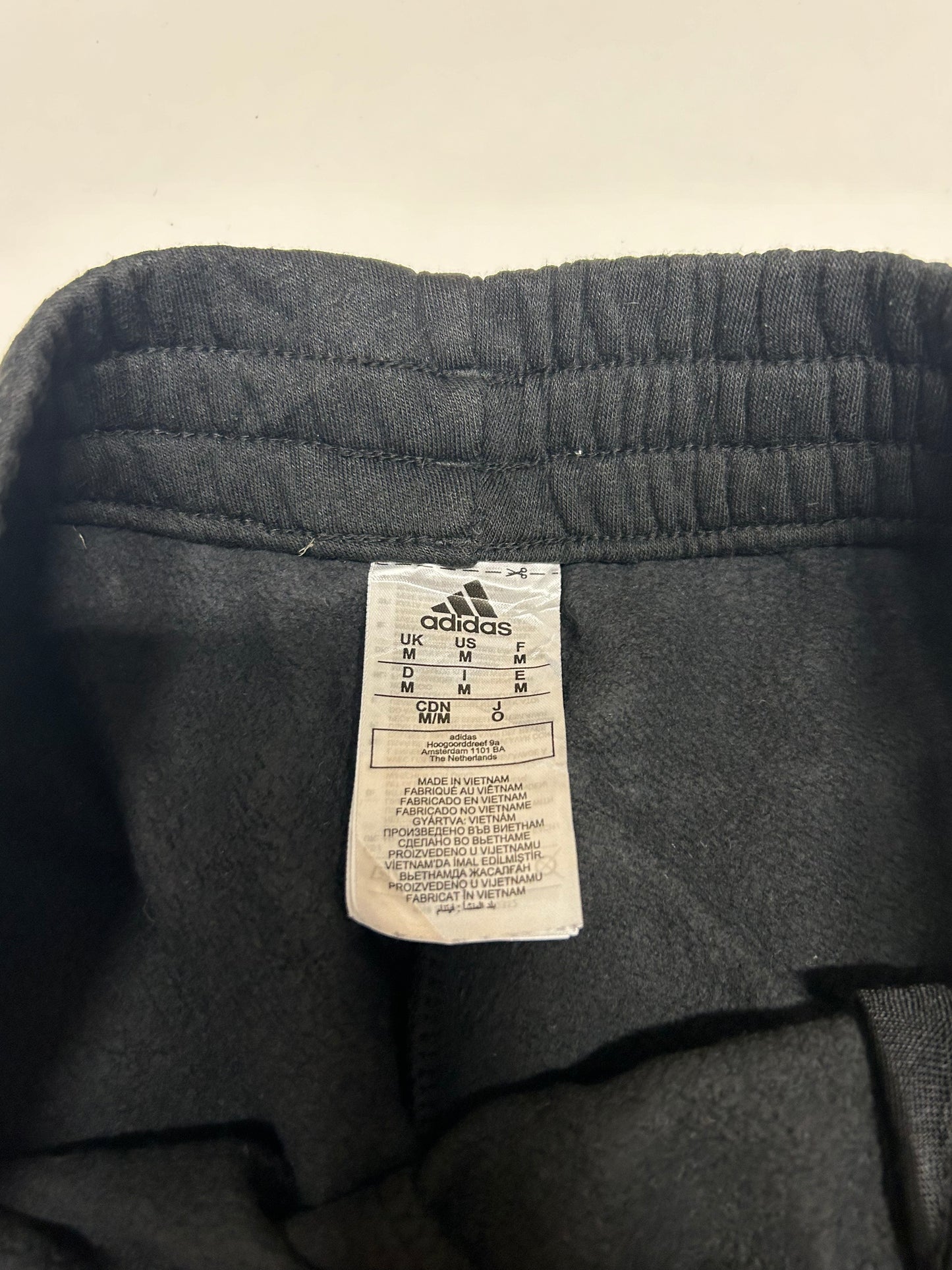 Adidas joggers (M)