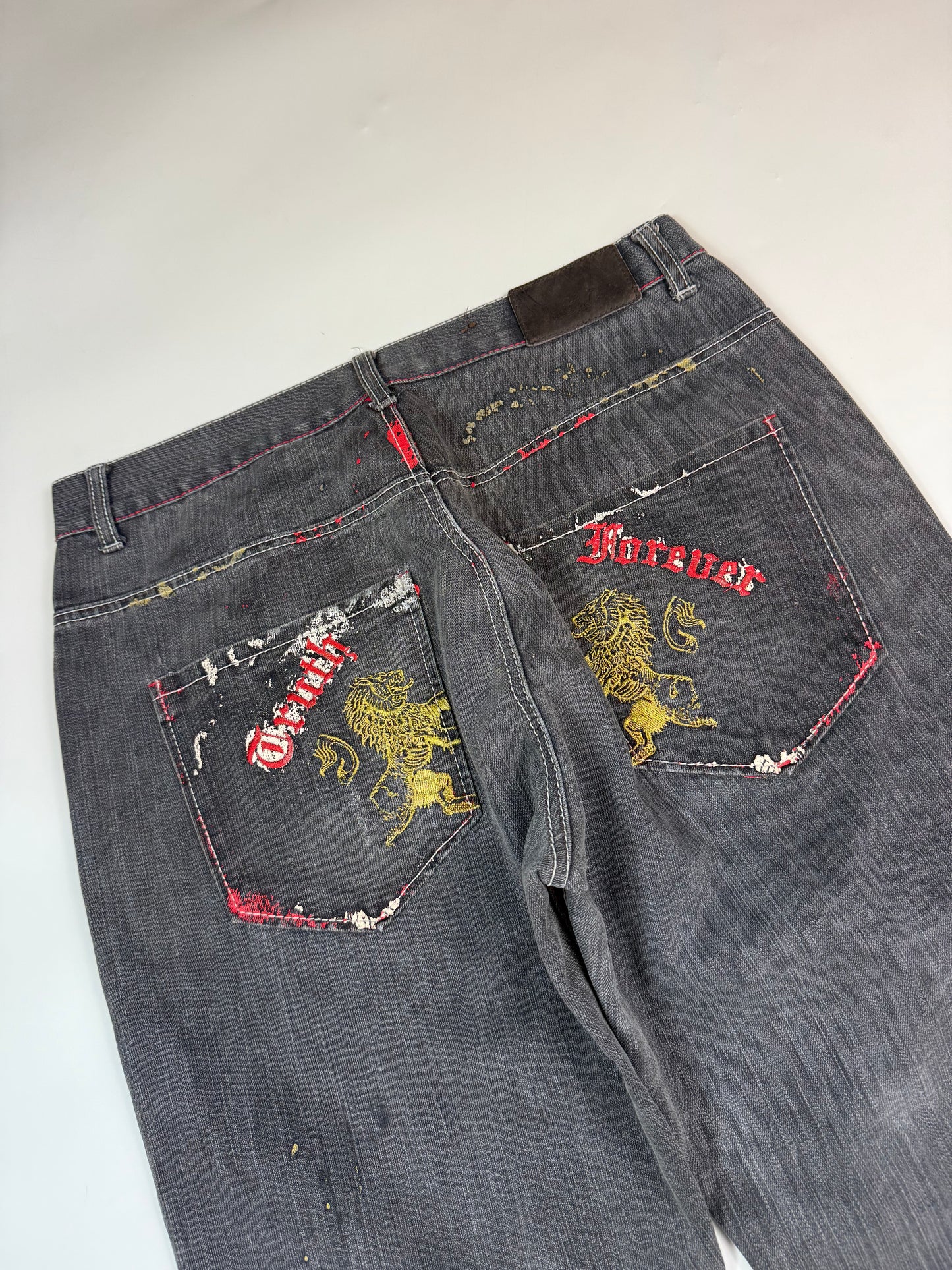 Vintage Y2K baggy hip hop jeans (W34)