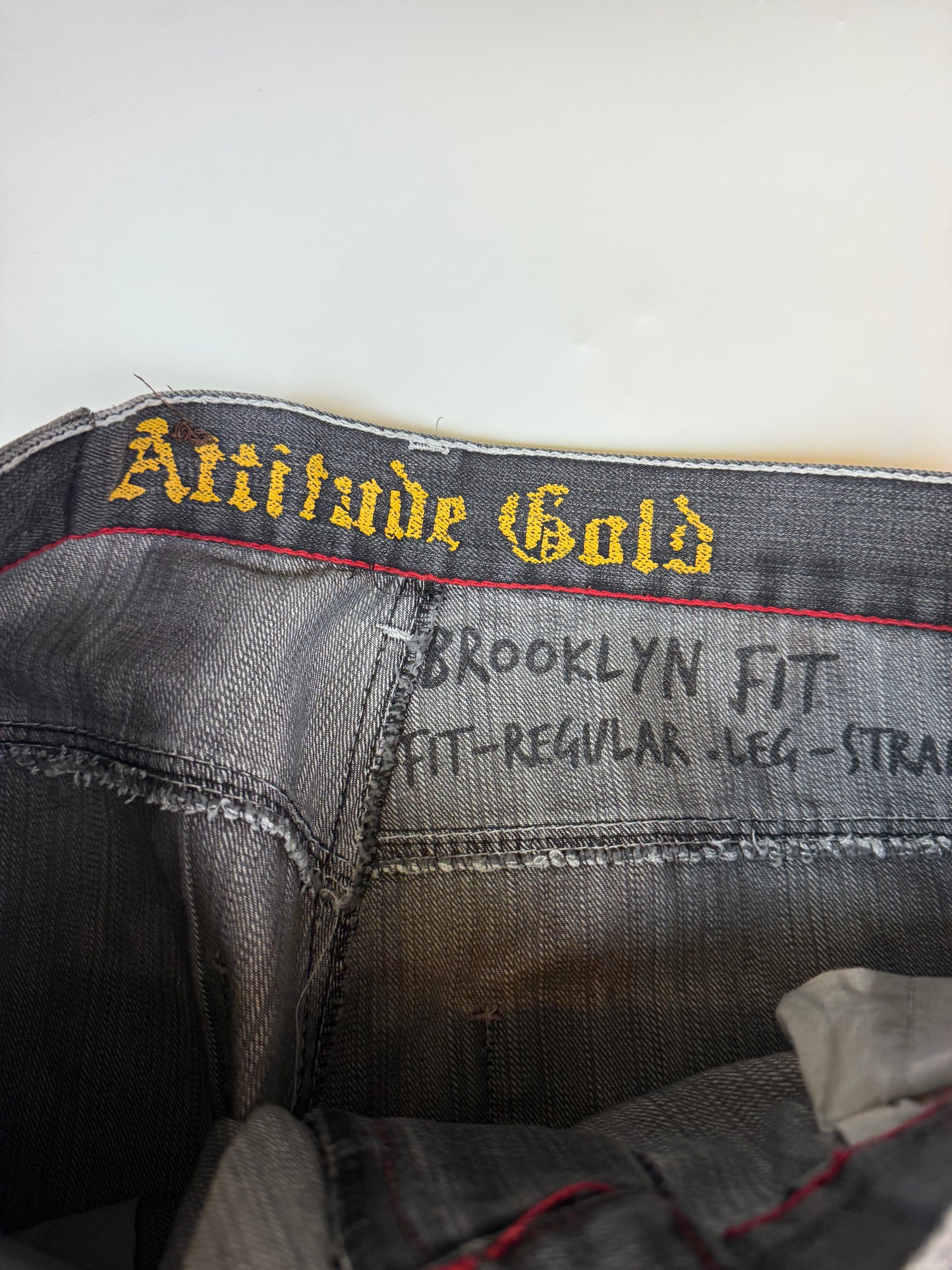 Vintage Y2K baggy hip hop jeans (W34)