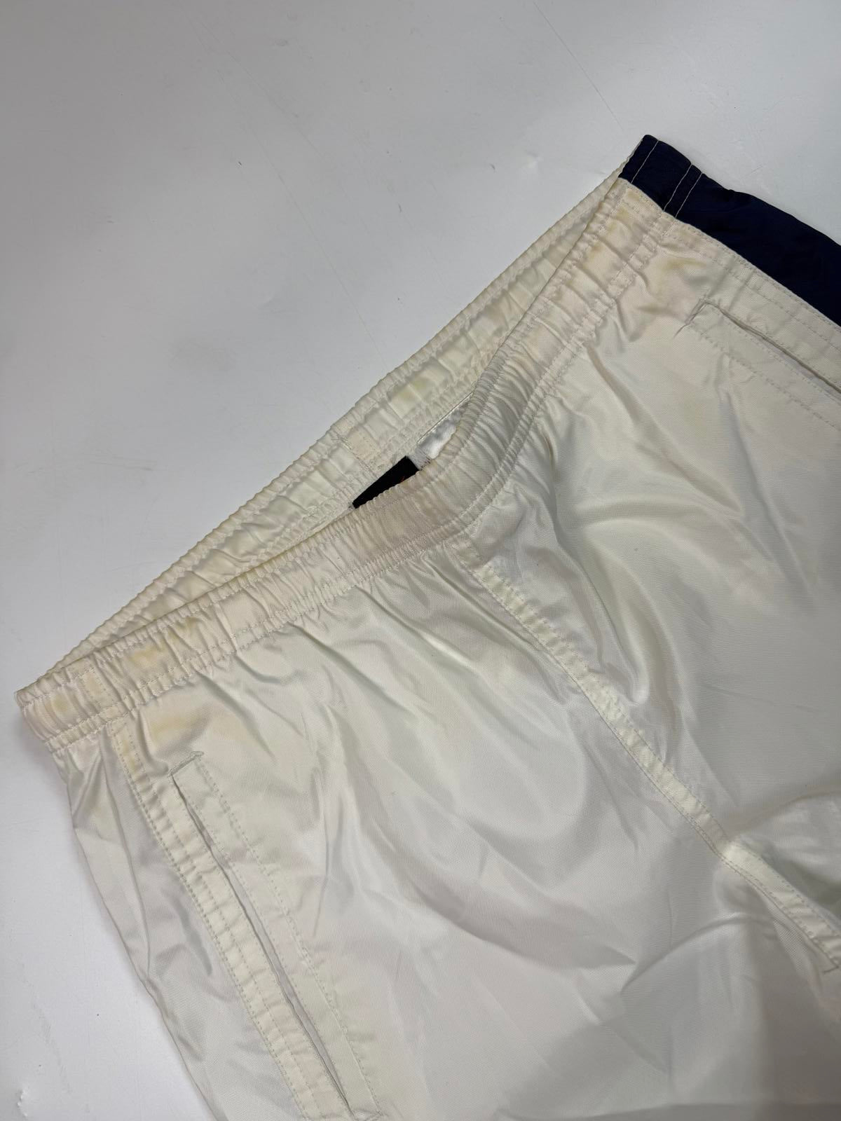 Vintage 90s Nike baggy track pants (M)