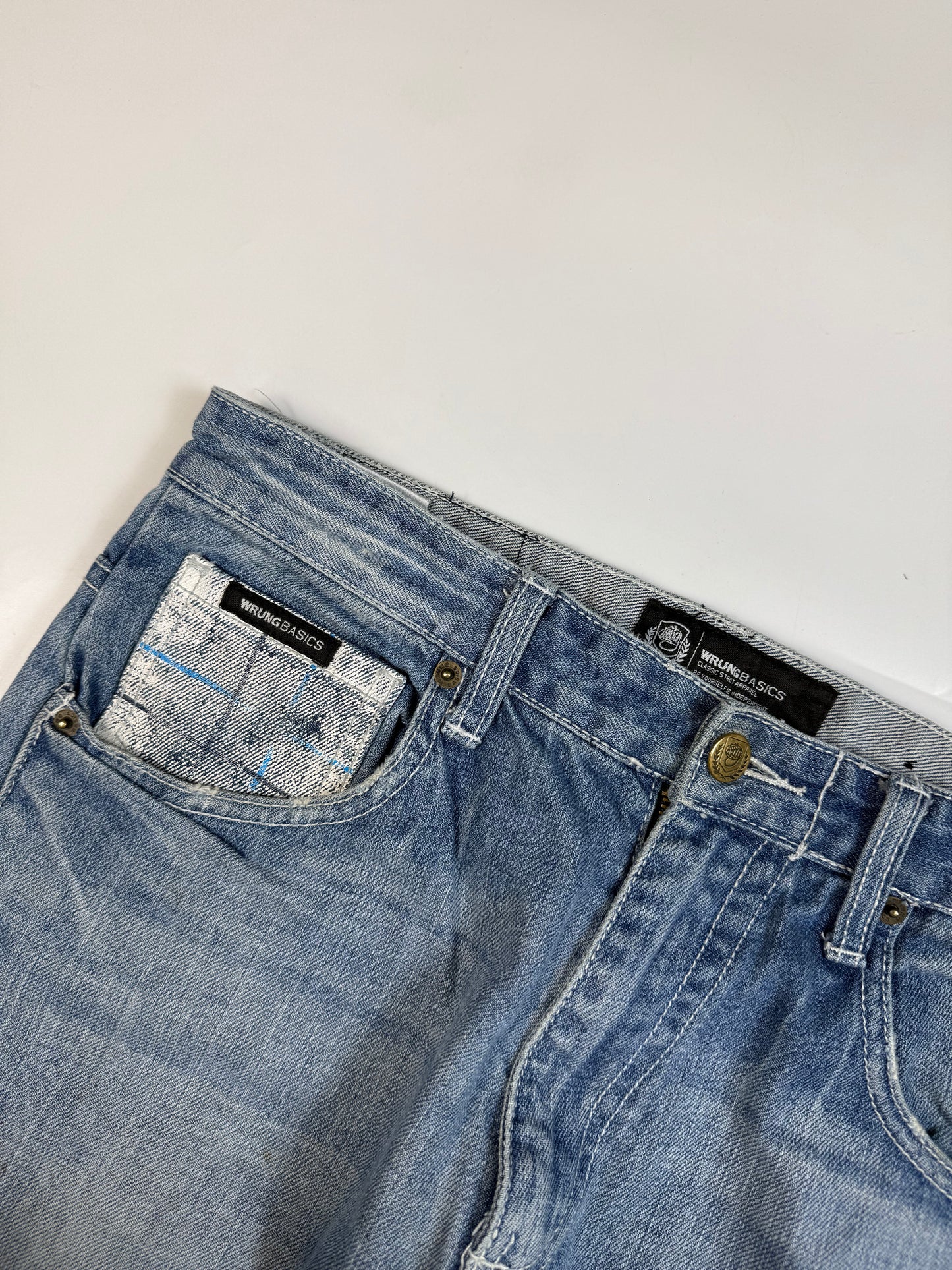 Vintage Y2K Skull logo denim jeans (W30)