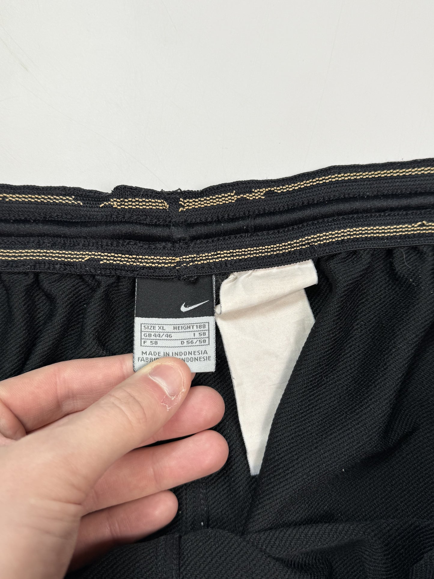 Vintage Nike shield football track pants (XL)