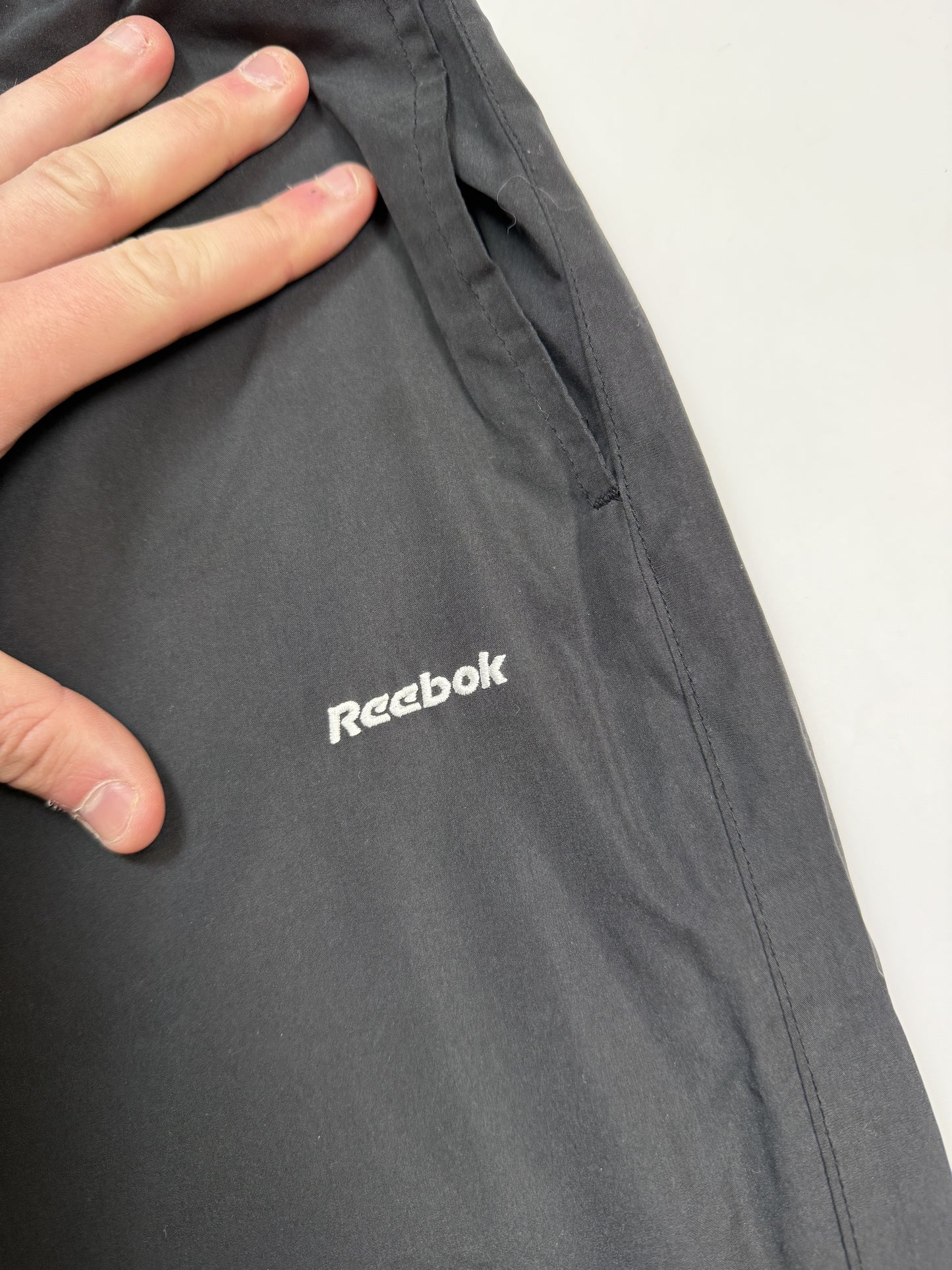 Vintage Reebok baggy track pants (M)