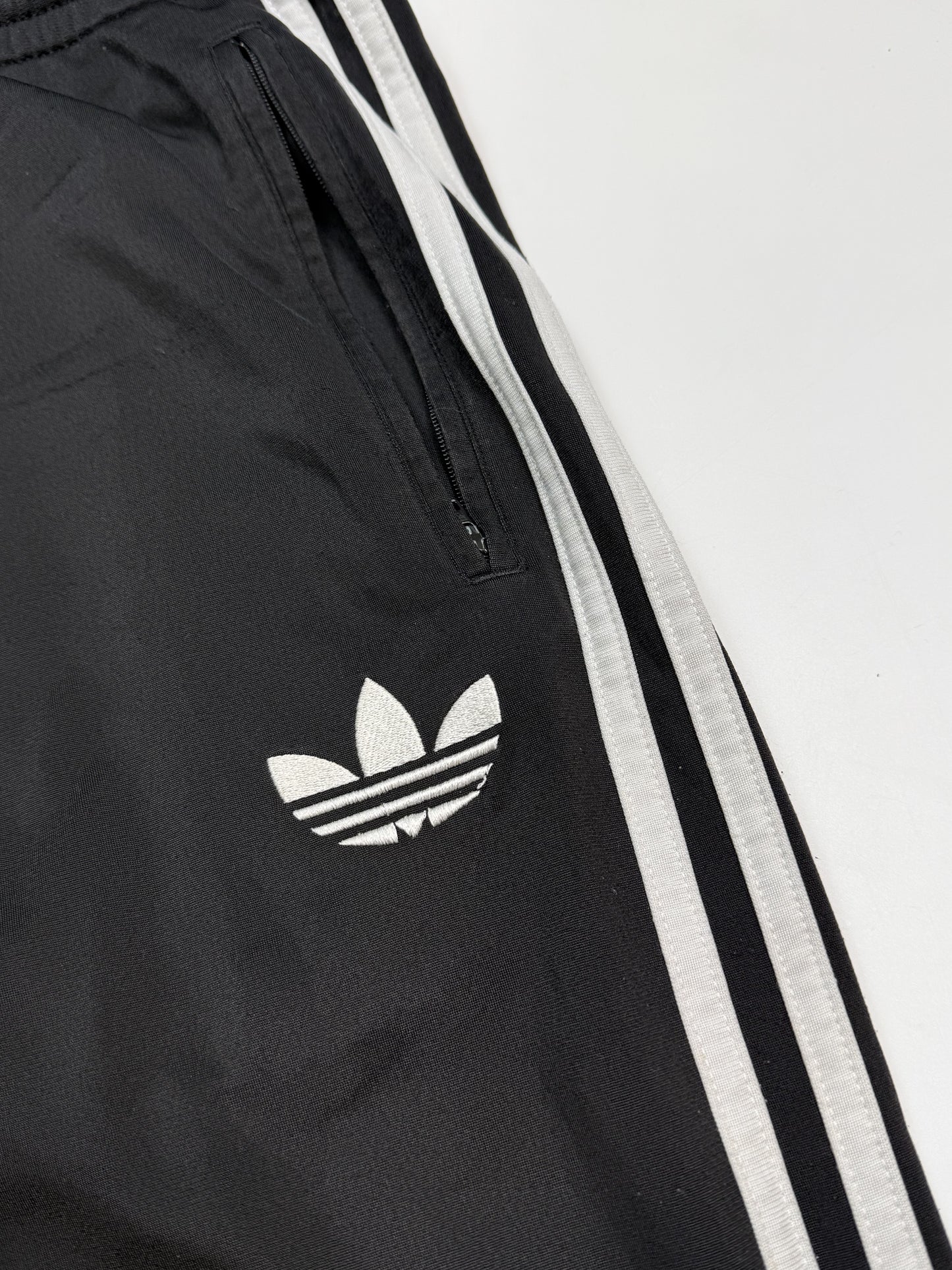 Vintage Adidas originals track pants (S)