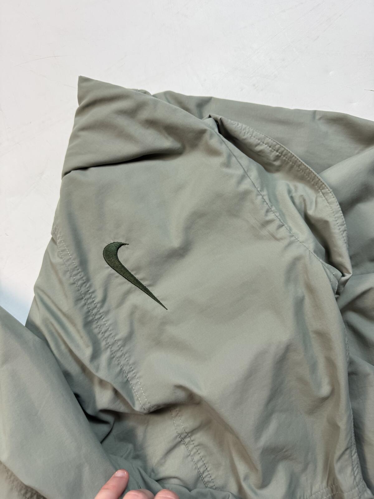 Vintage Nike mini swoosh track jacket (L)