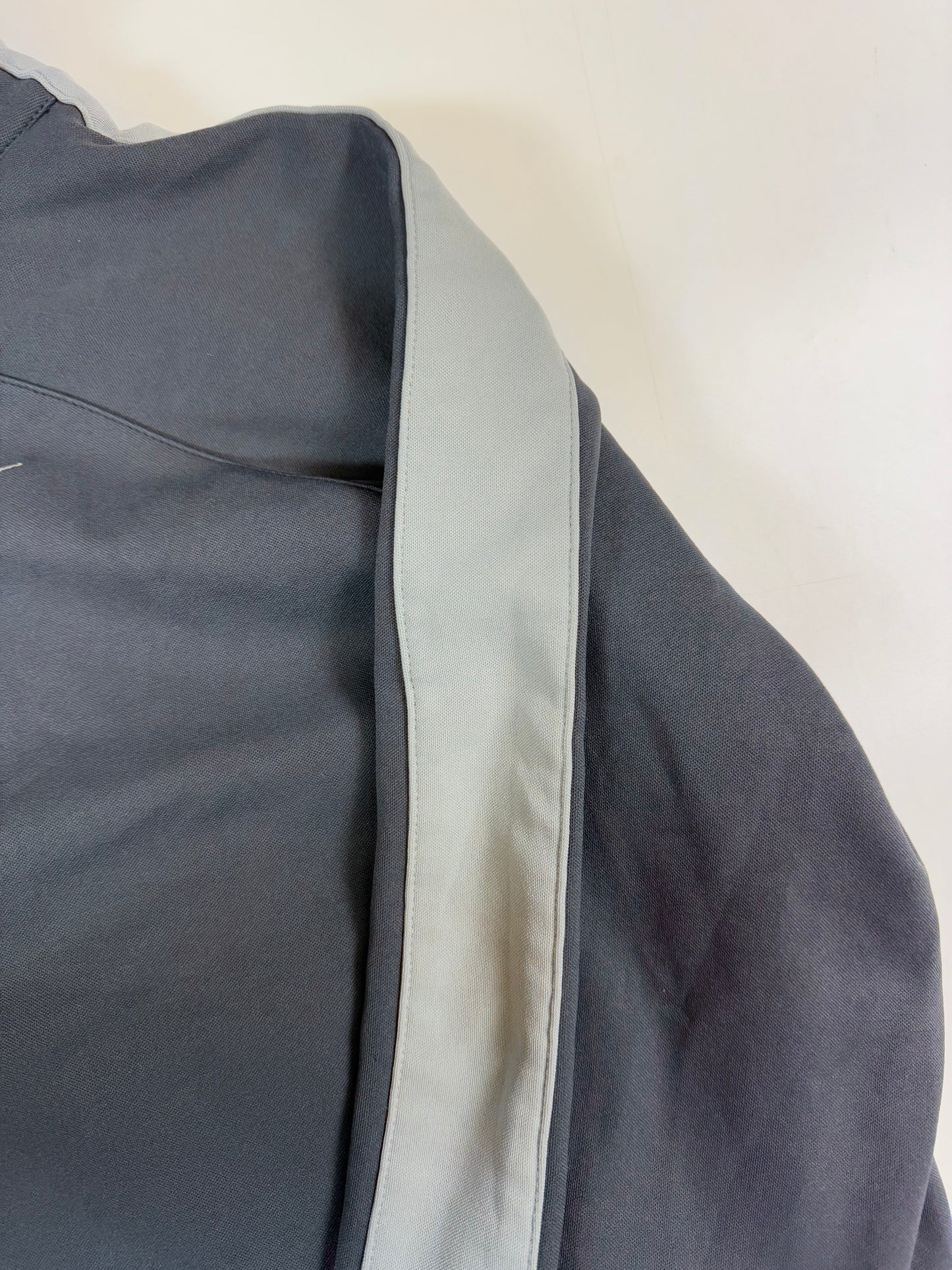 Vintage Nike quarter zip sweatshirt (L)