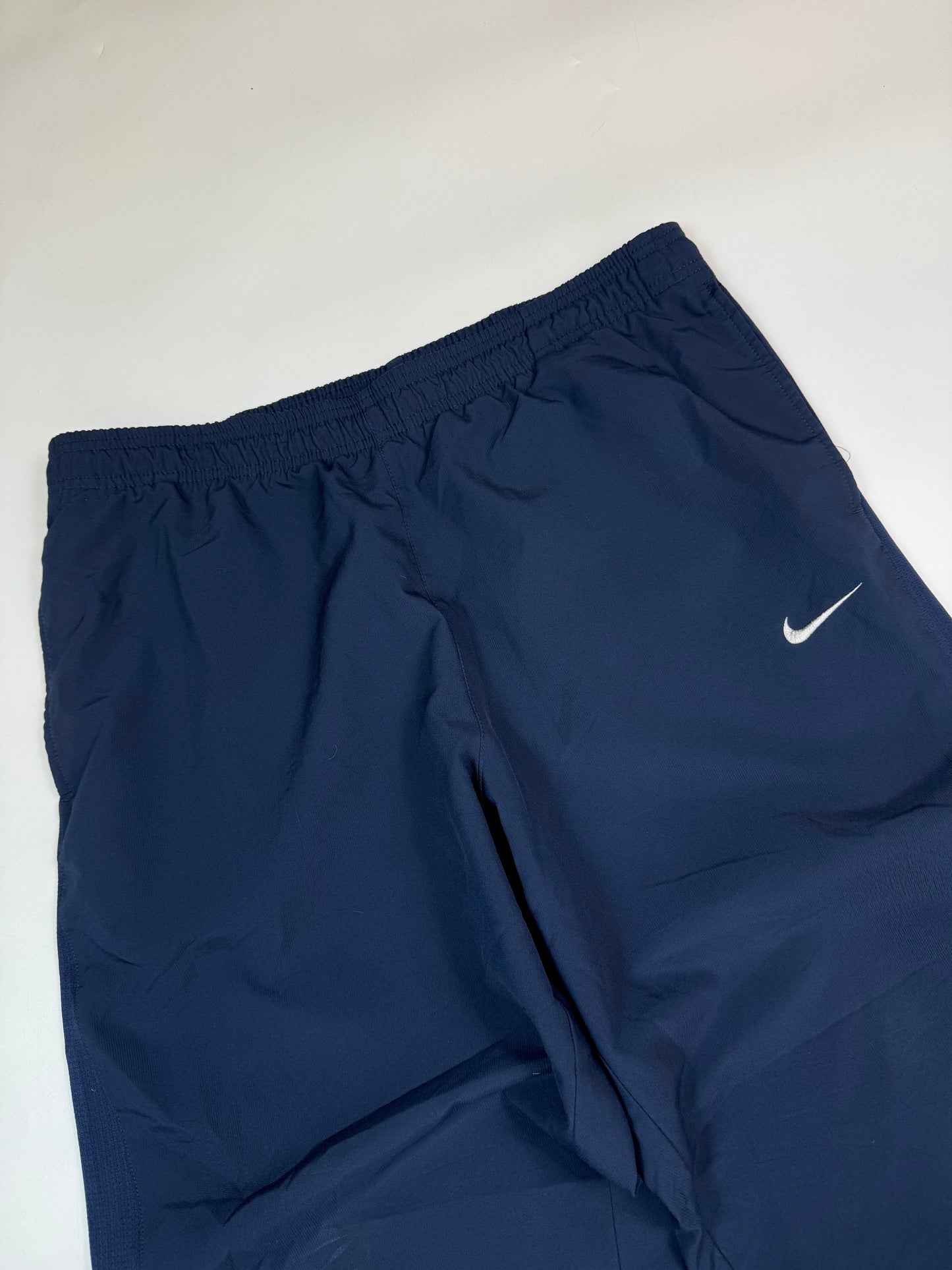 Vintage Nike mini swoosh baggy track pants (L)
