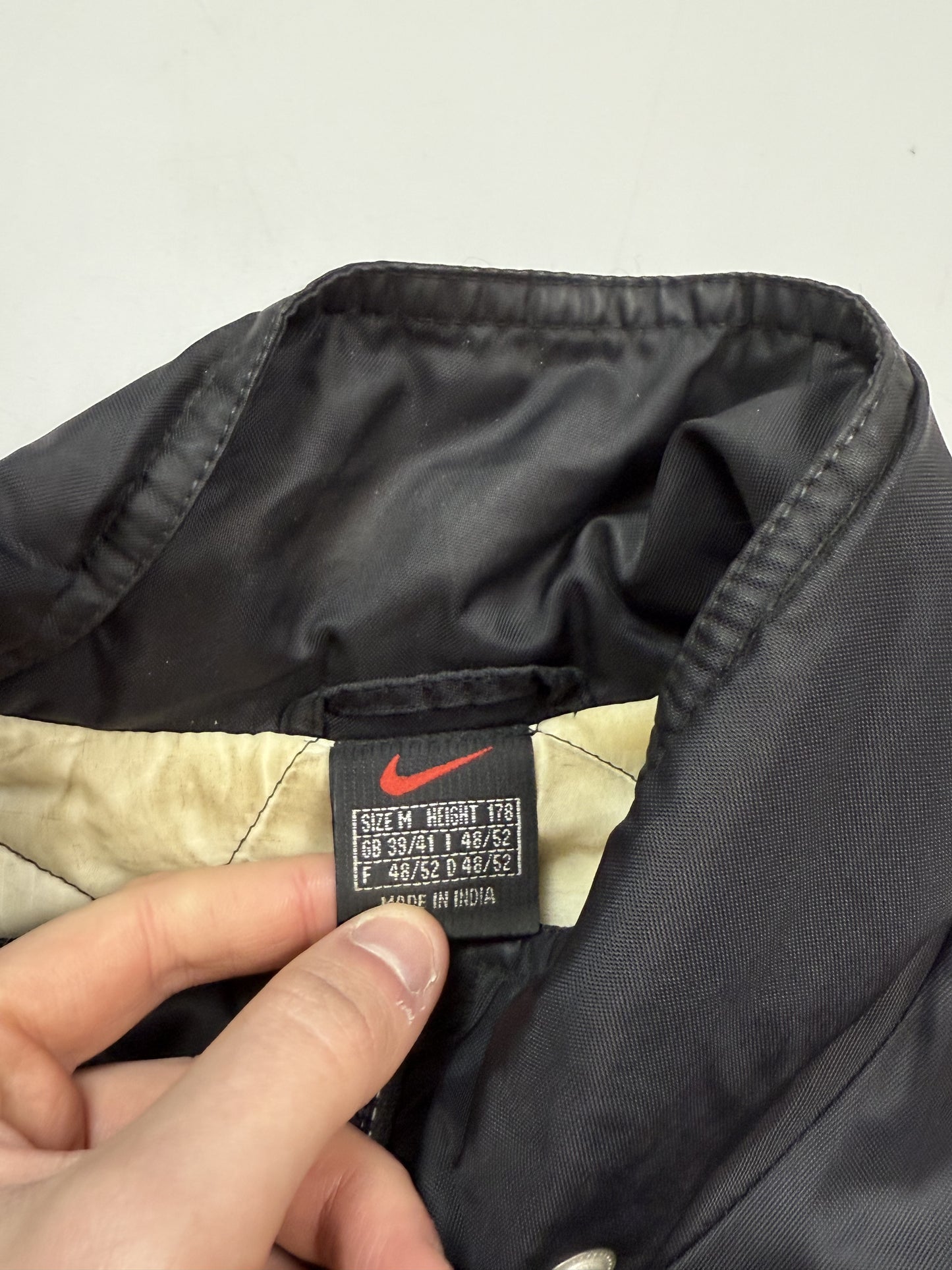 Vintage 90s Nike backswoosh jacket (M)
