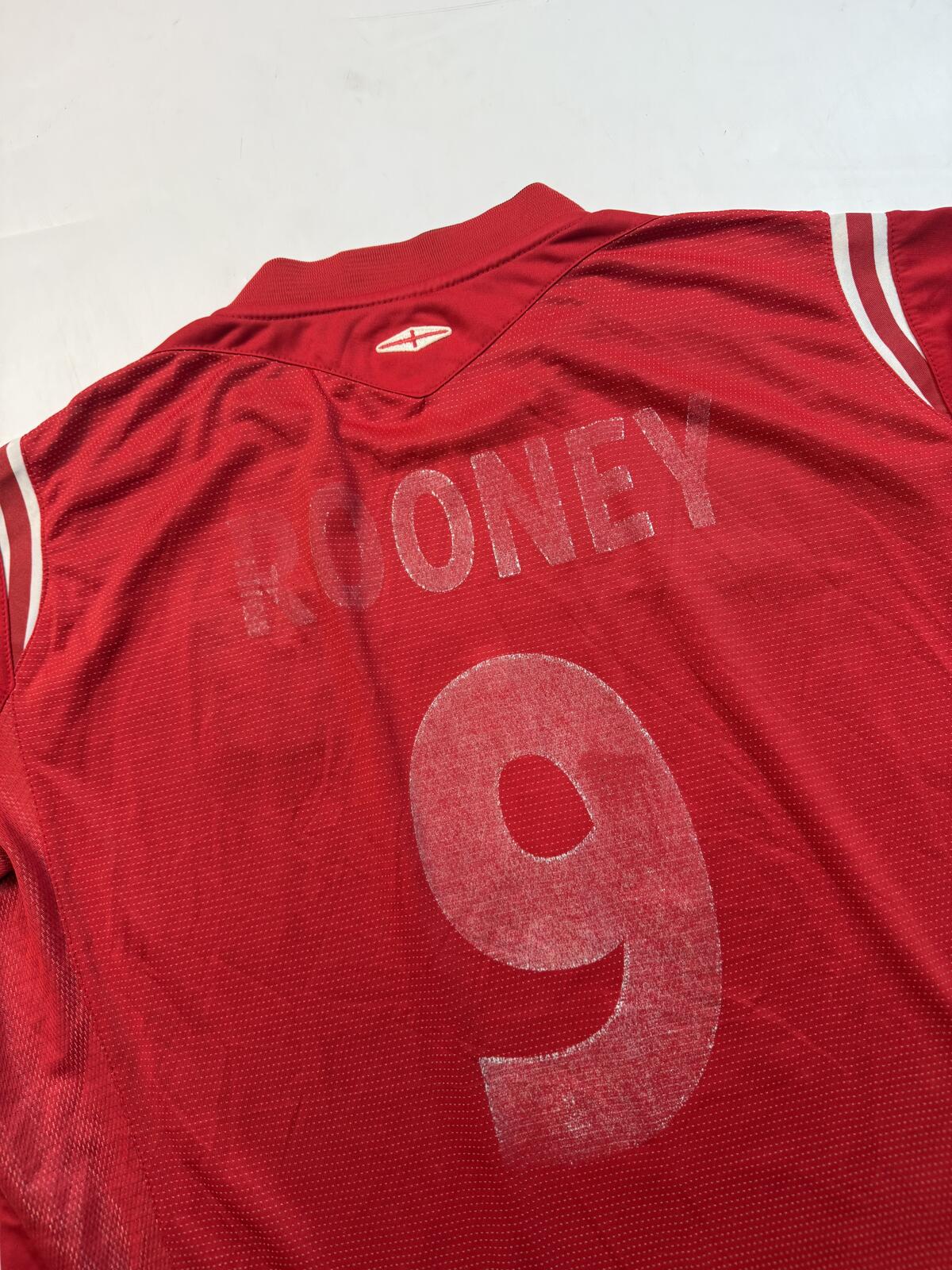 Vintage England 2004-06 Rooney Umbro football shirt (XL)
