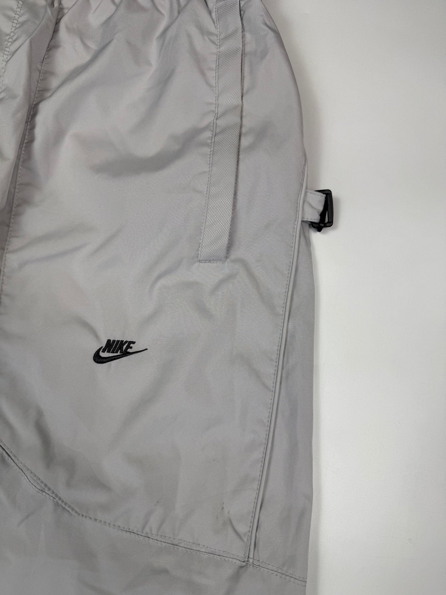 Vintage Nike baggy track pants (L)