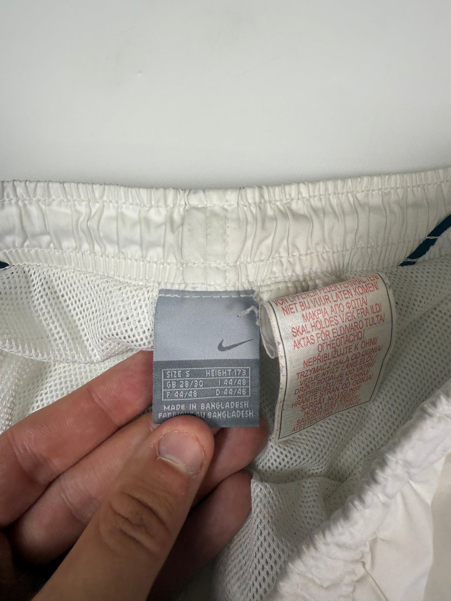 Vintage Nike side stripe track pants (S)