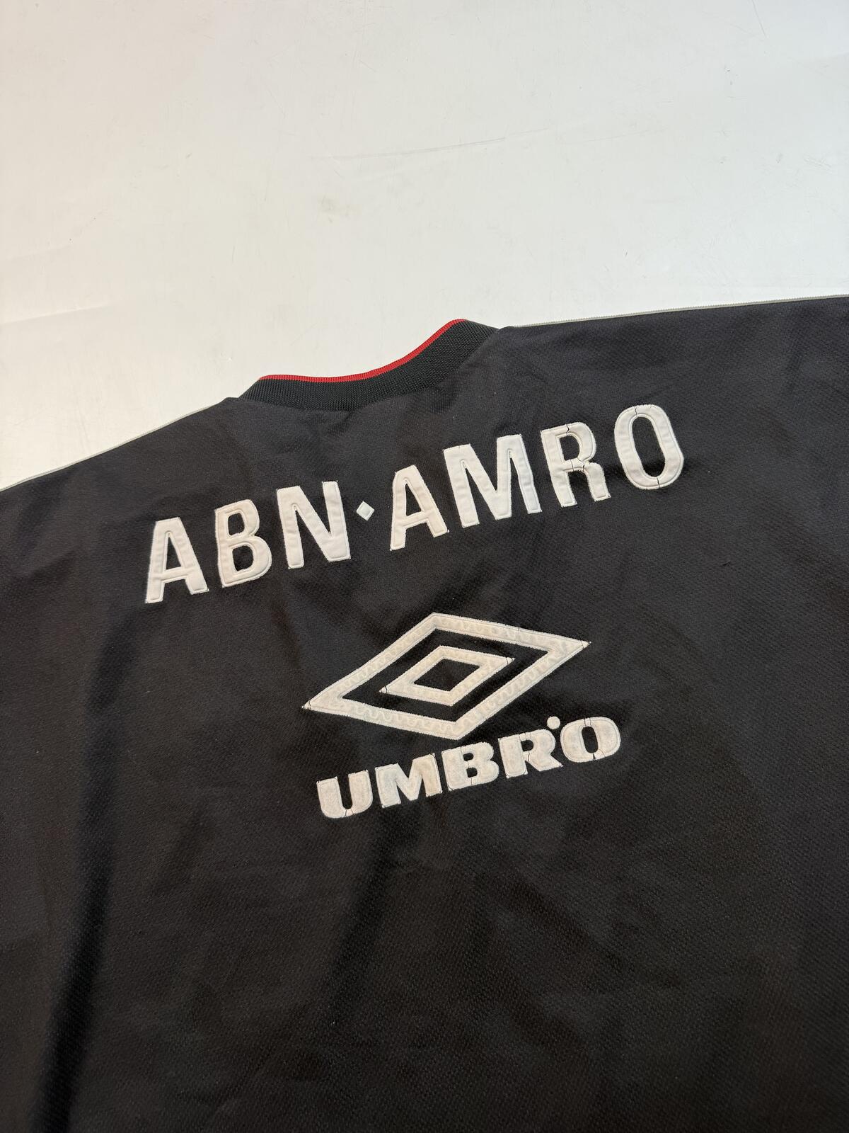 Vintage AJAX 1996/97 Umbro training football shirt (XL)