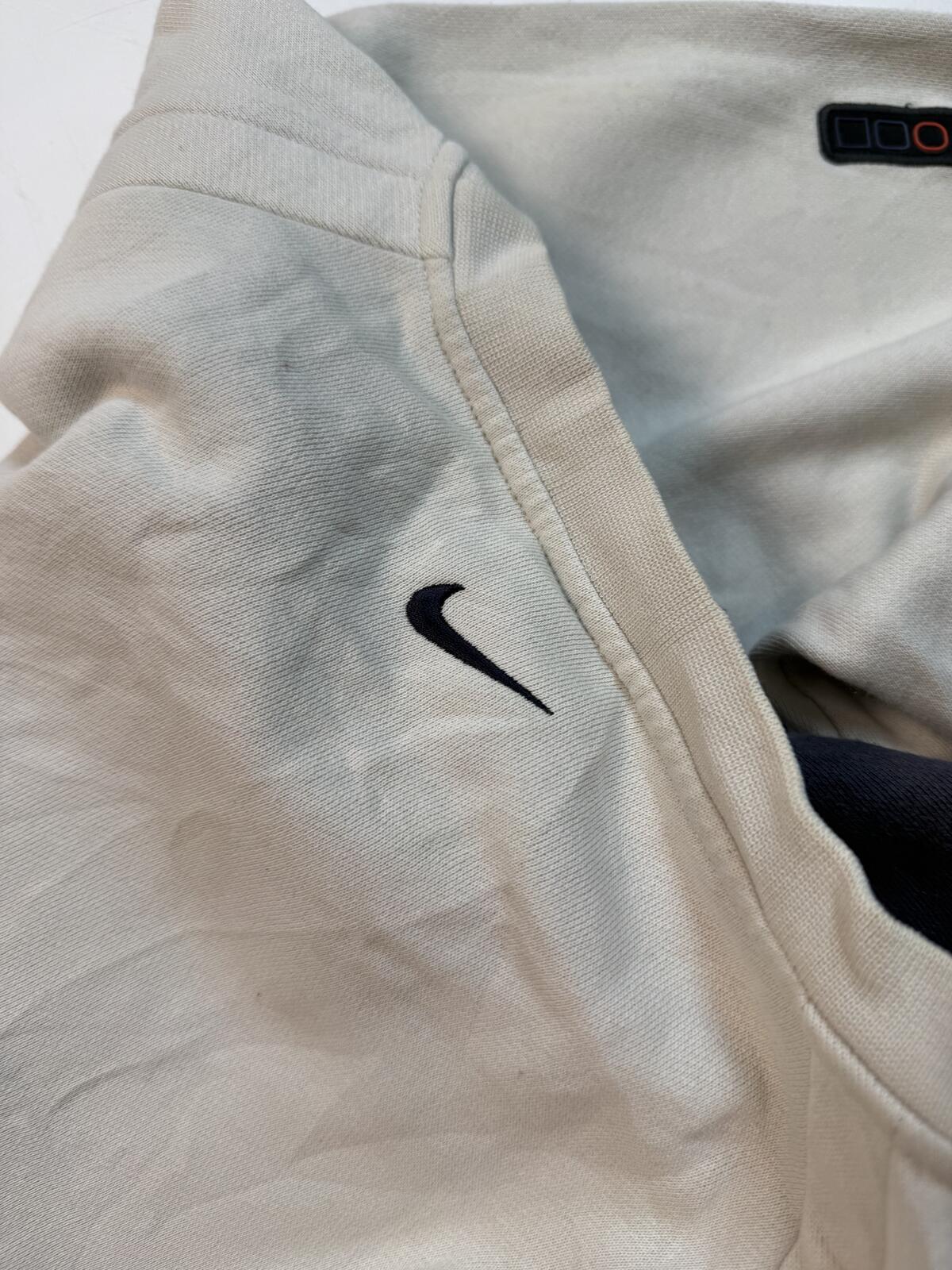Vintage 90s Nike spell out sweatshirt (L)