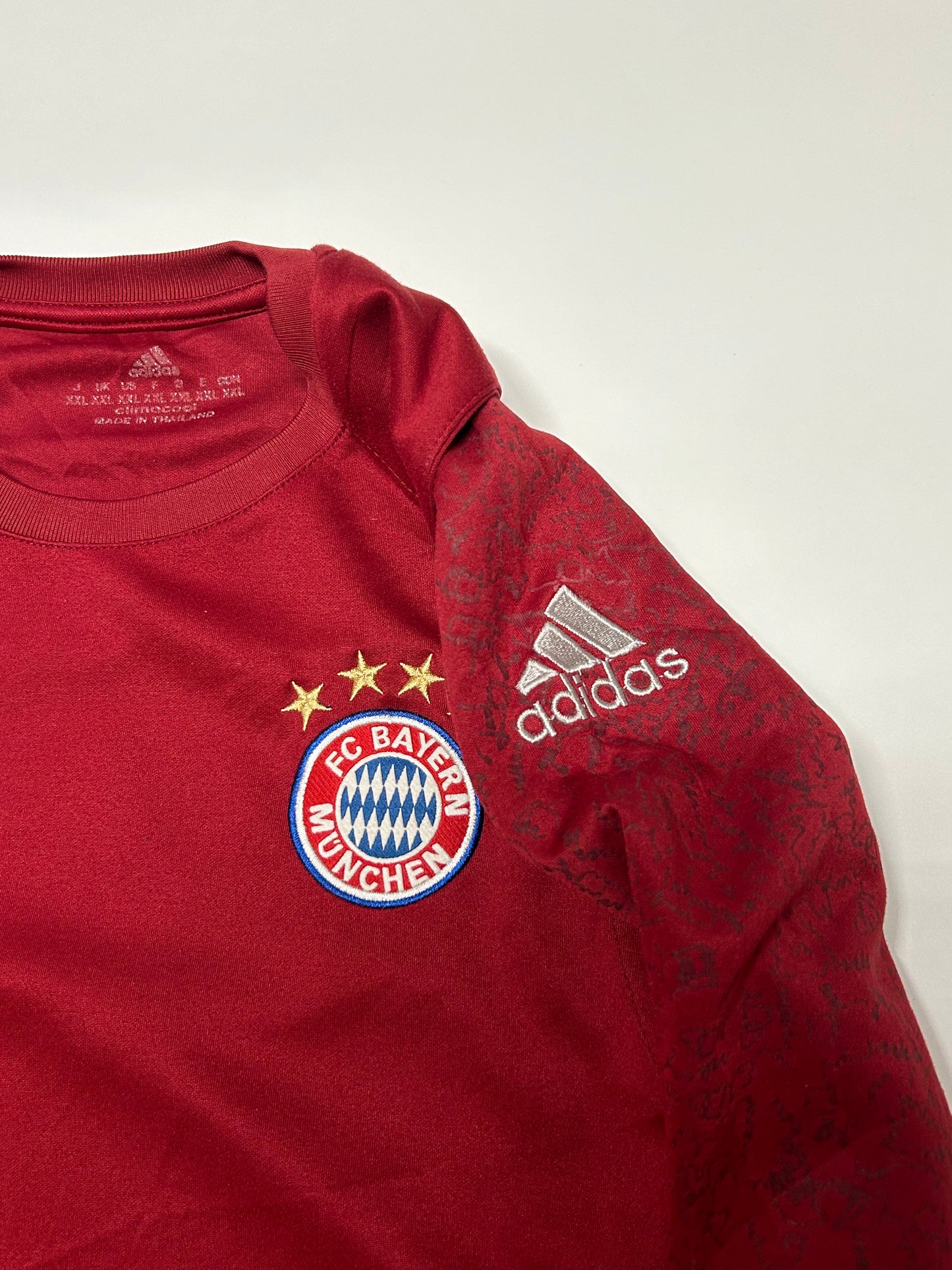 Bayern Munich Adidas champions league sweatshirt (M)