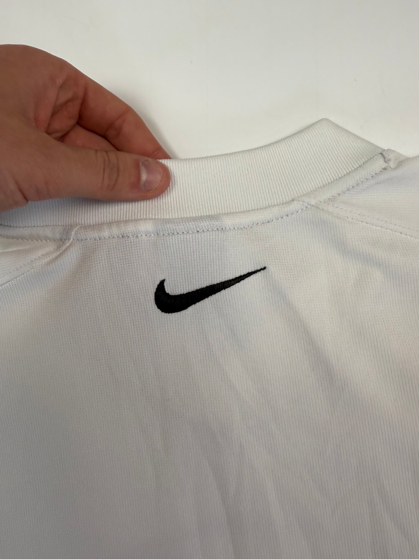 Vintage Nike shield football centre swoosh tee (S)