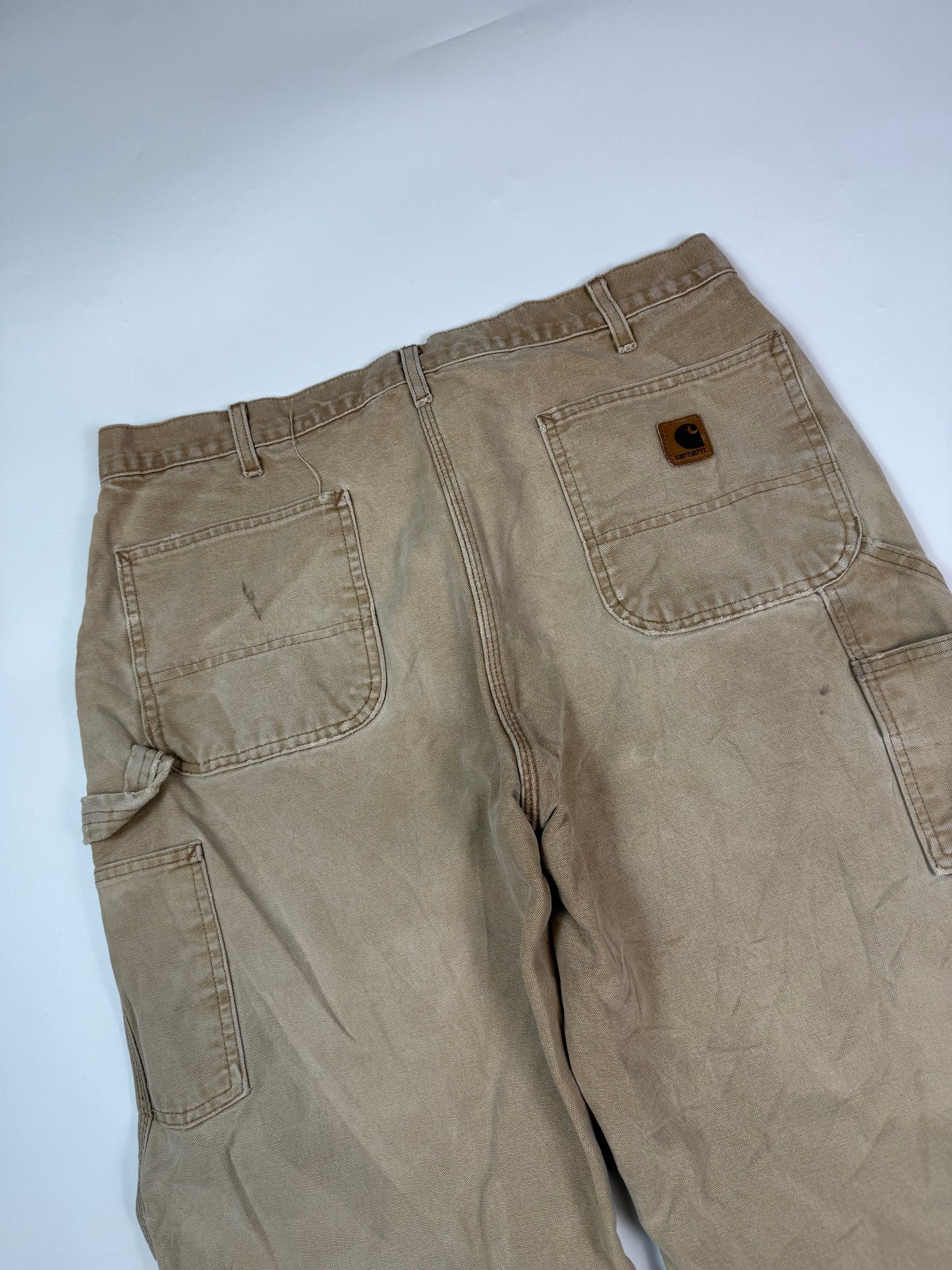 Vintage Carhartt baggy carpenter pants (W36)