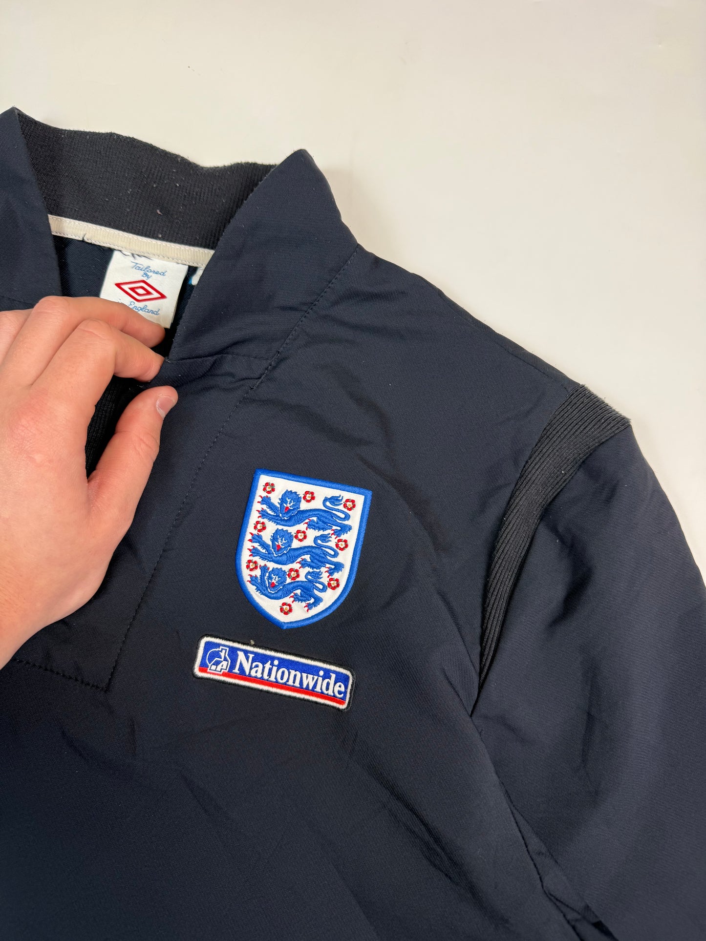 England 2009/10 Umbro football drill top (L)