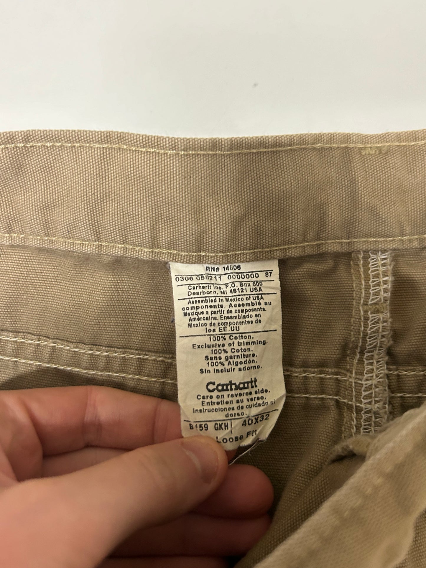 Vintage Carhartt baggy carpenter pants (W38)