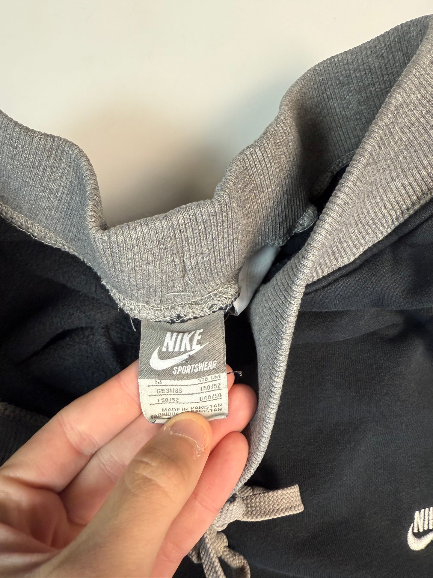 Vintage Nike baggy joggers (M)