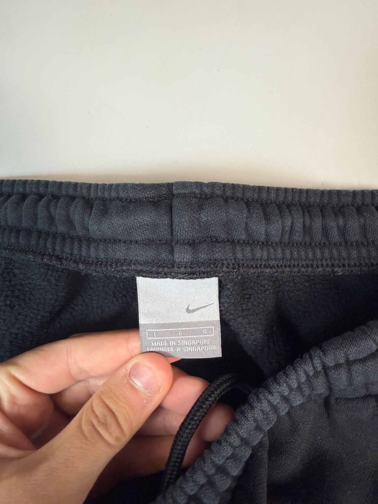 Vintage Nike mini swoosh baggy joggers (L)