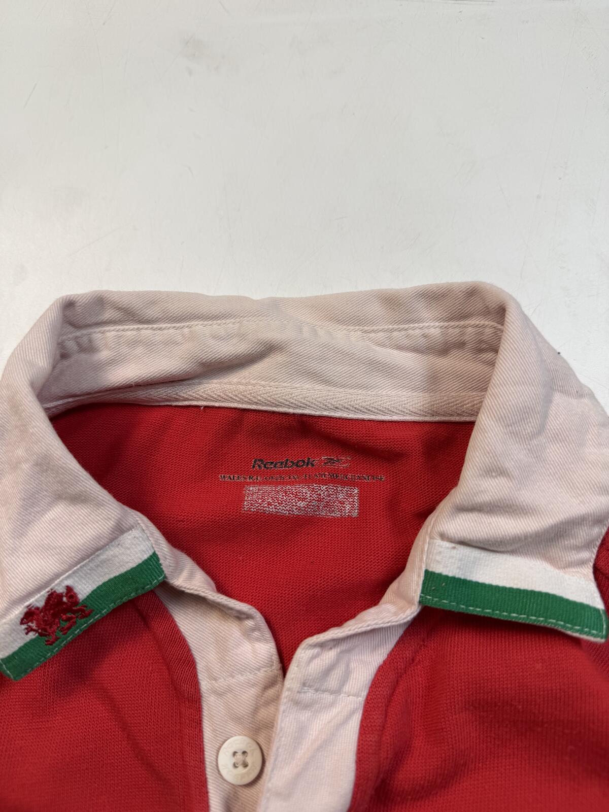 Vintage Wales 2005/06 Reebok rugby union shirt (L)