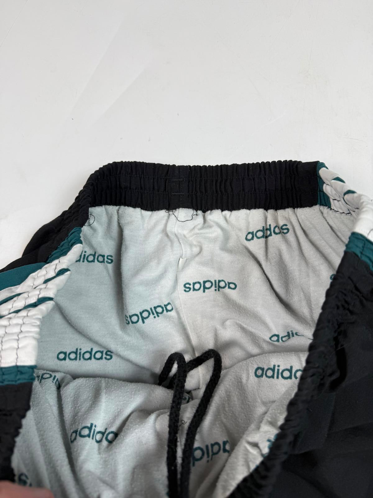 Vintage 90s adidas originals baggy track pants (M)