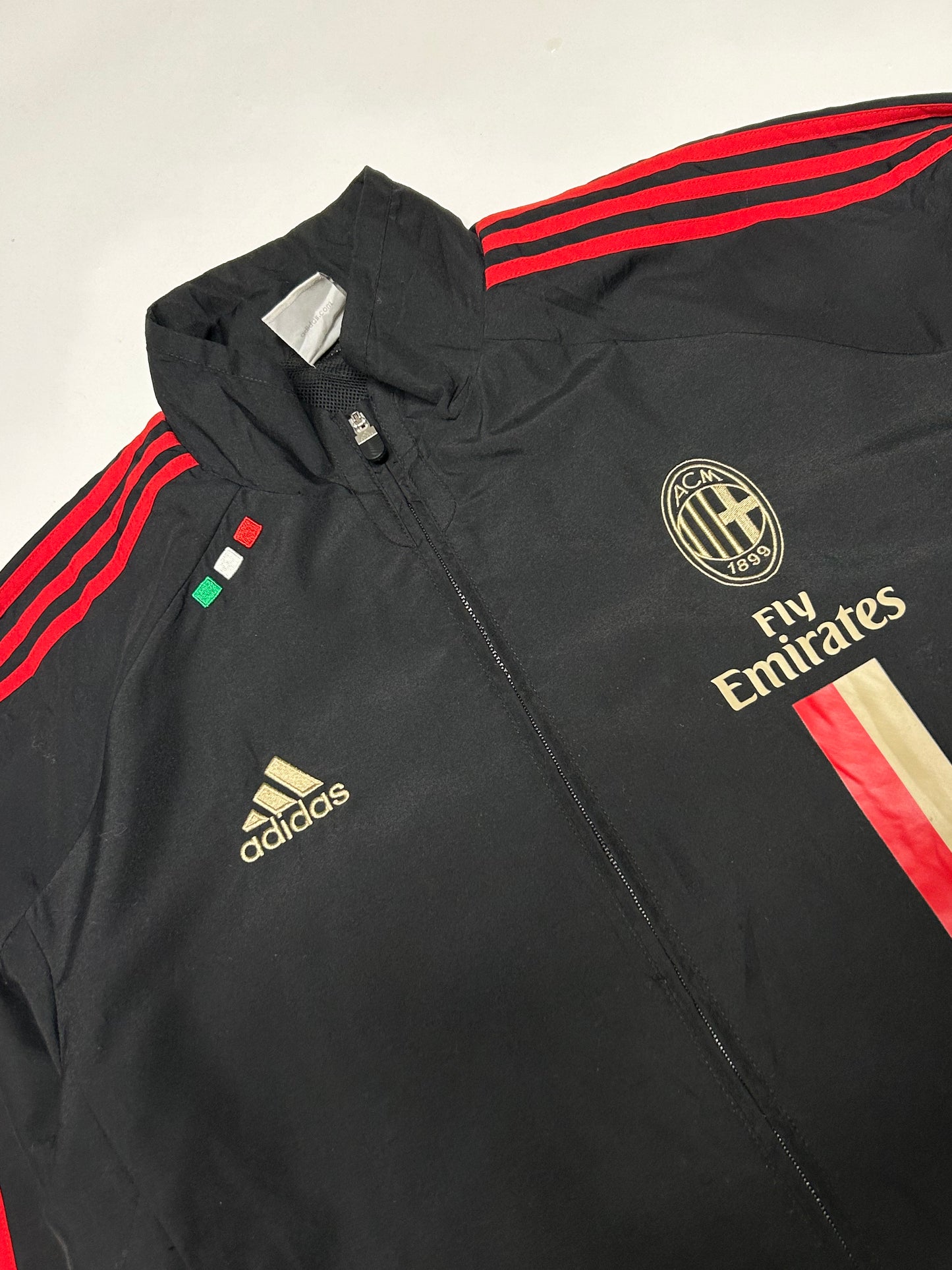 AC Milan adidas 2011/12 track jacket (L)