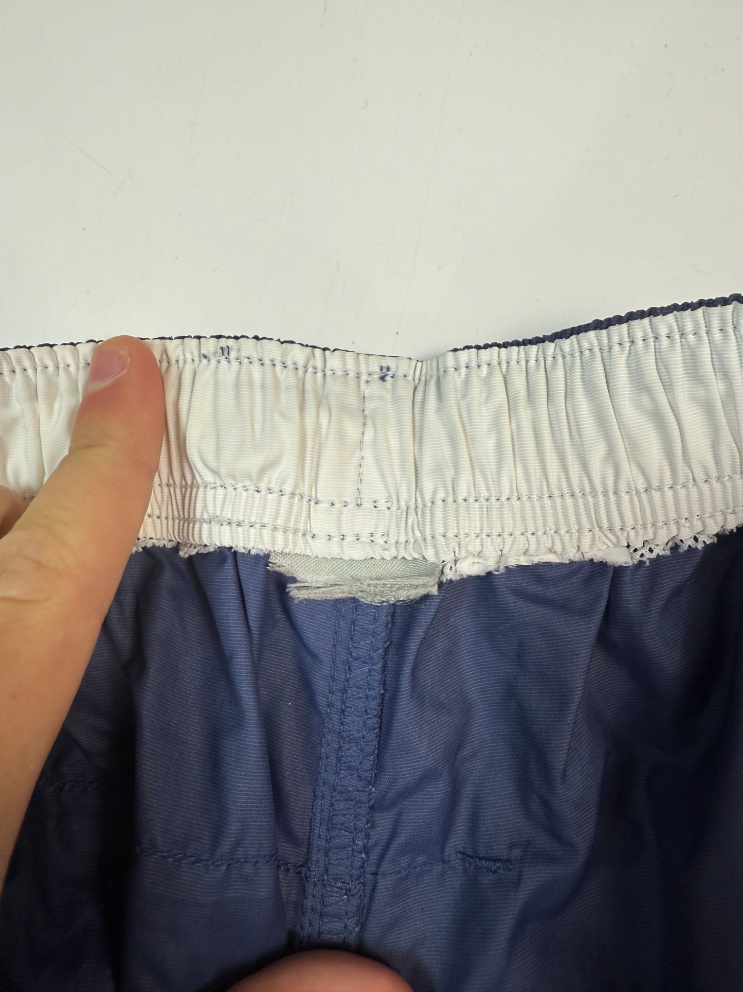 Vintage Nike spell out sport shorts (L)