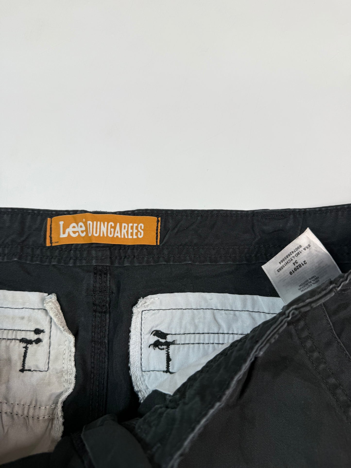 Vintage Lee dungarees baggy cargo shorts (W34)