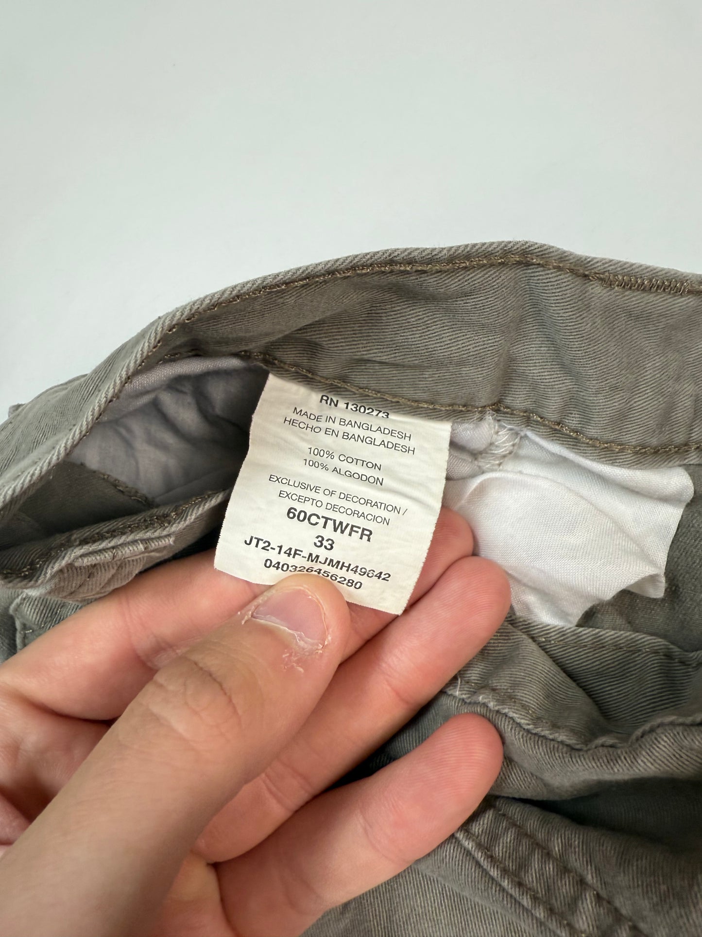 Vintage Wrangler baggy cargo shorts (W33)