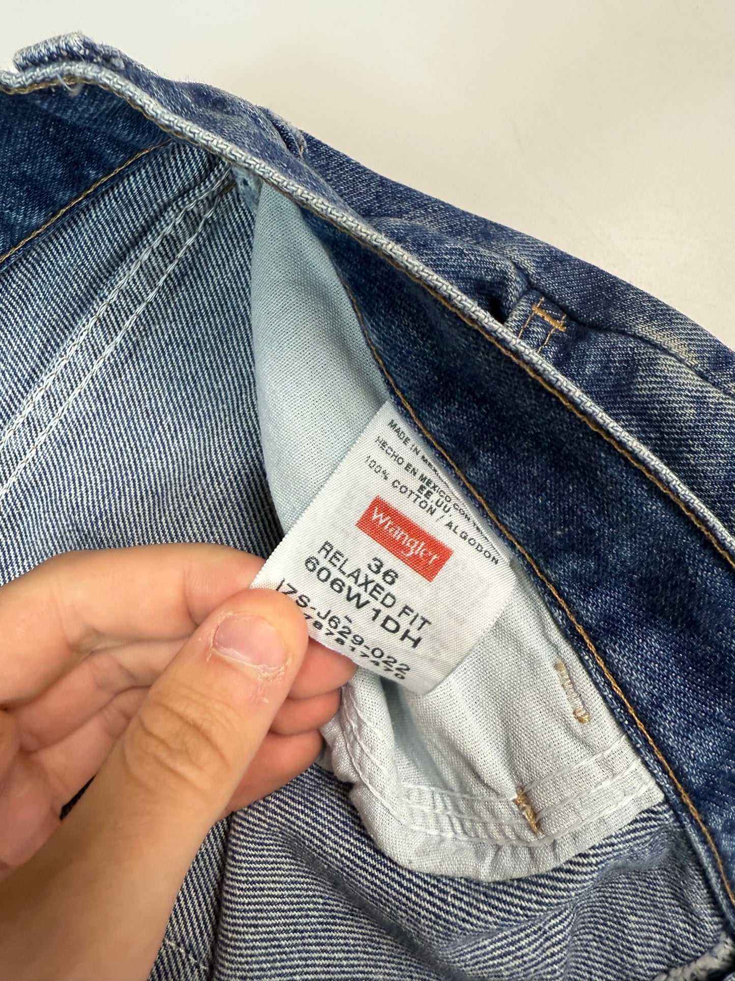 Vintage Wrangler baggy jorts (W36)