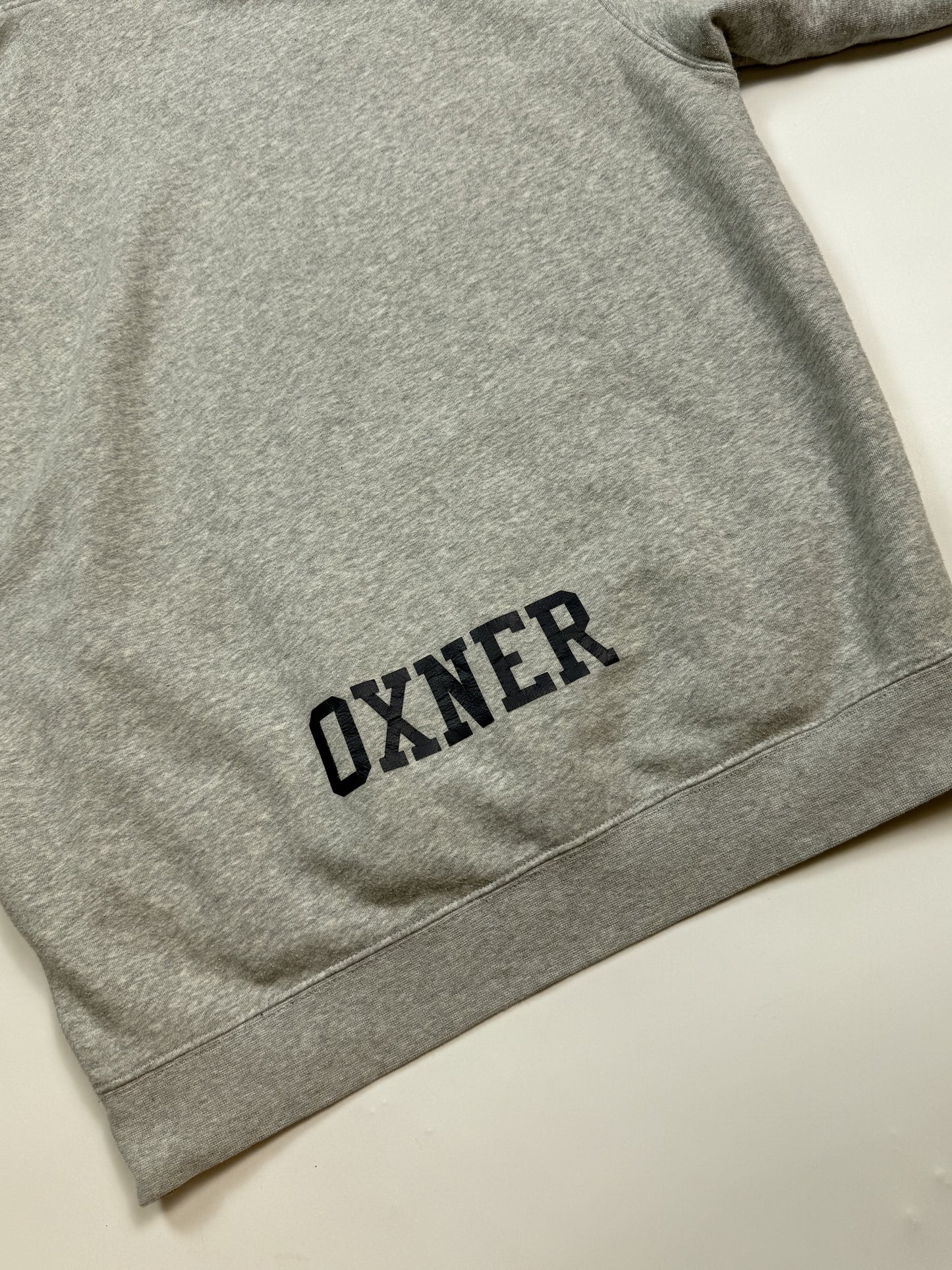 Vintage Adidas Cheetahs basketball centre logo hoodie (M)