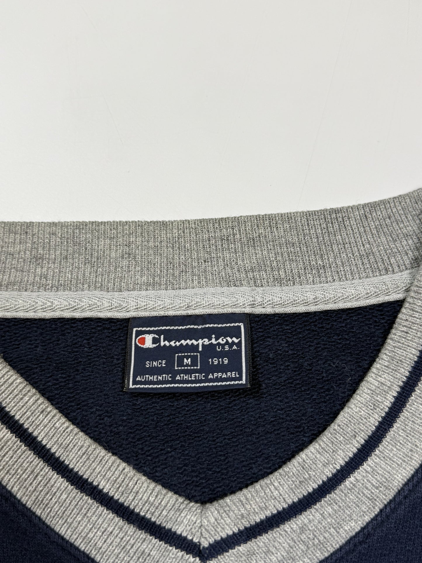 Vintage Champion spell out sweatshirt (M)