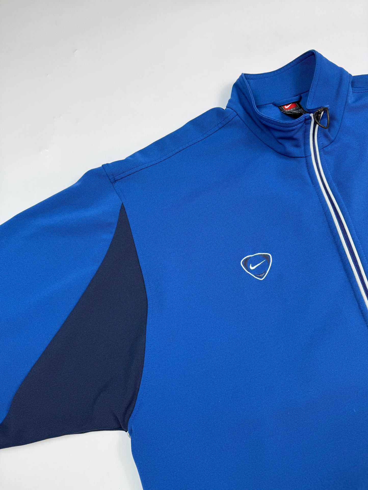 Vintage 90s Nike shield football track jacket (XL)