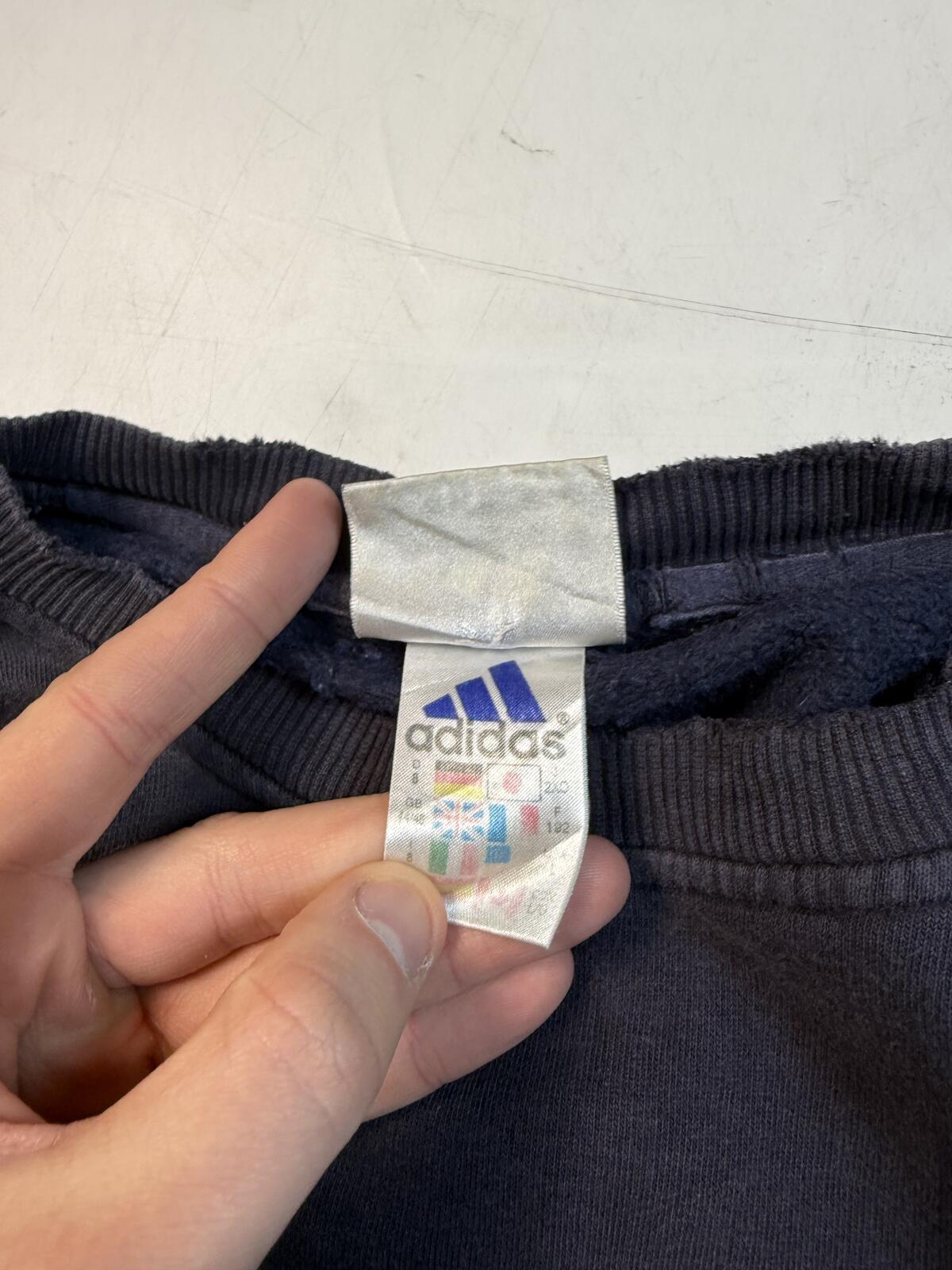 Vintage 90s Adidas centre logo sweatshirt (L)