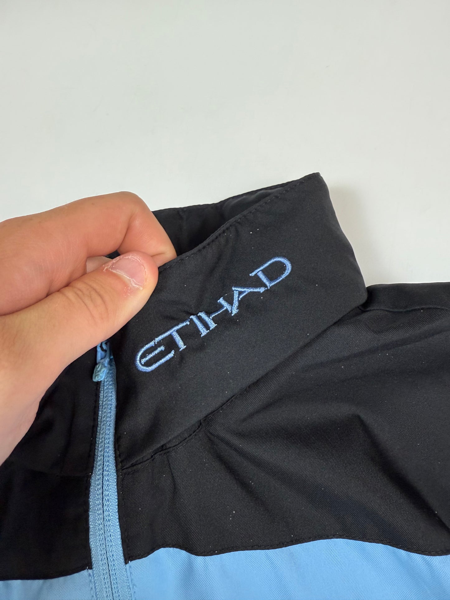 Vintage Manchester City 2011/12 Umbro football track jacket (M)