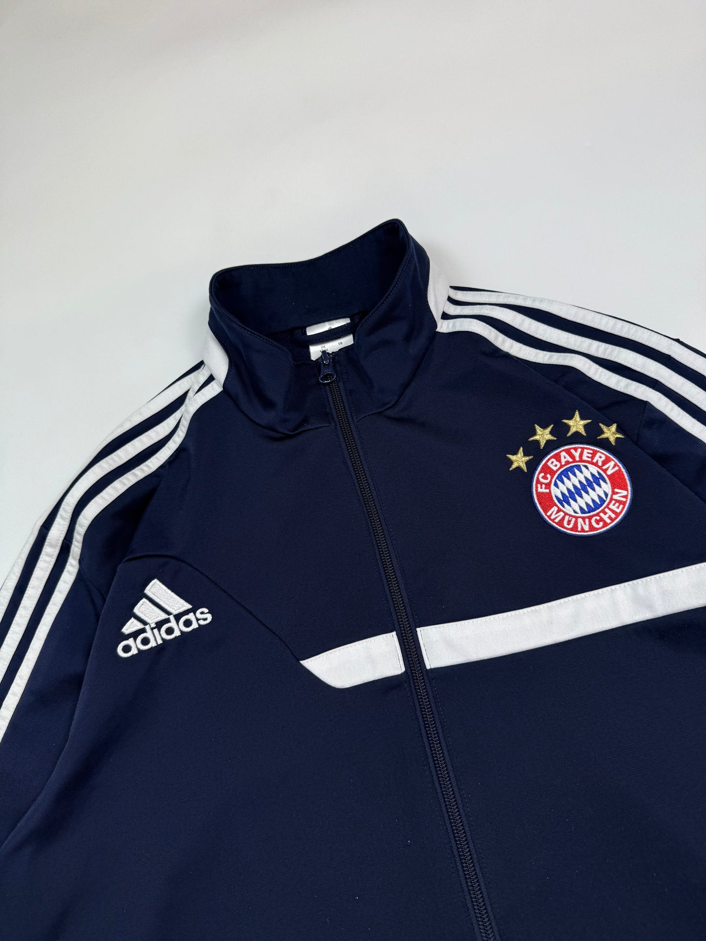 Bayern Munich 2013/14 Adidas football track jacket (L)