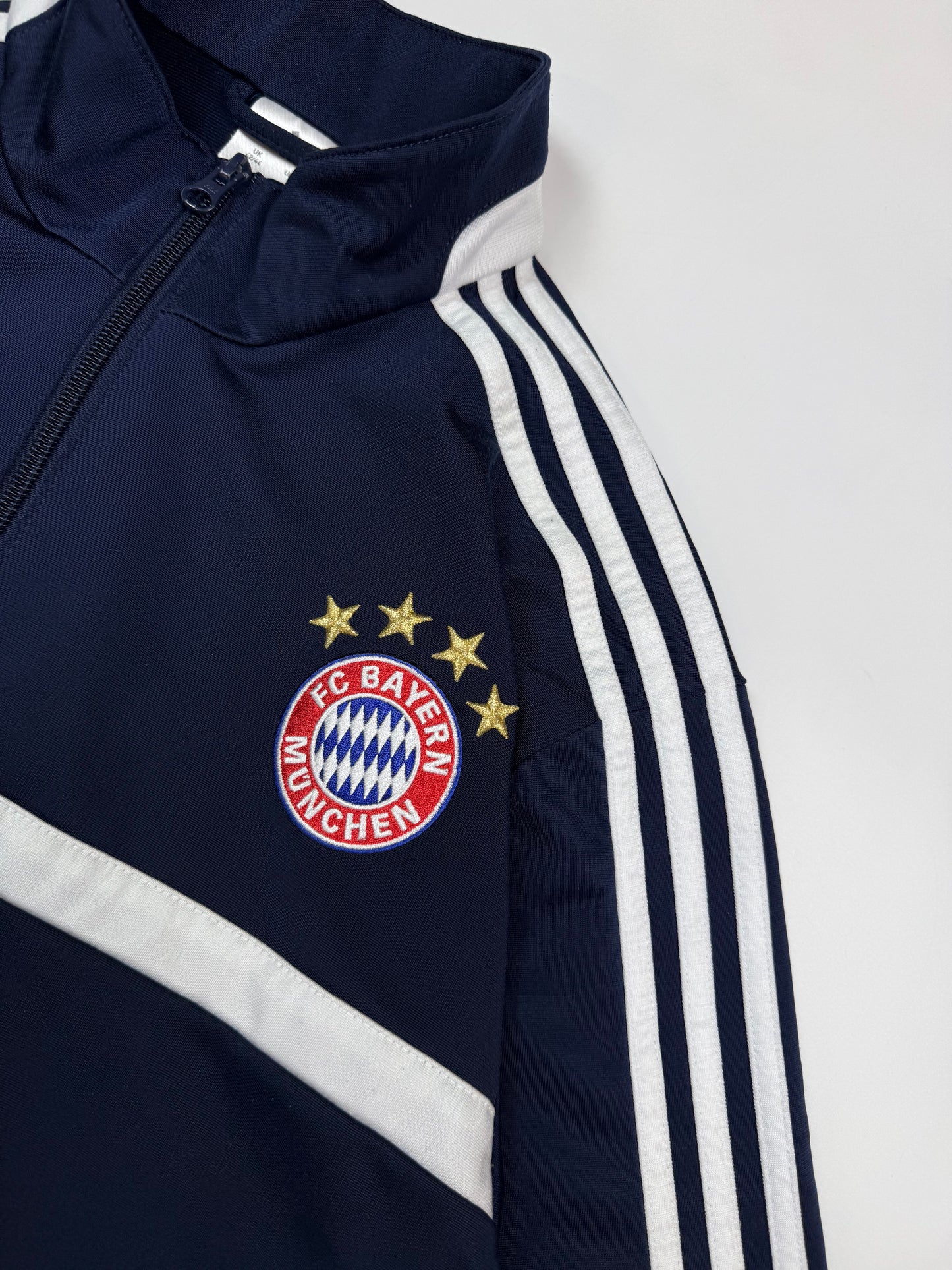 Bayern Munich 2013/14 Adidas football track jacket (L)