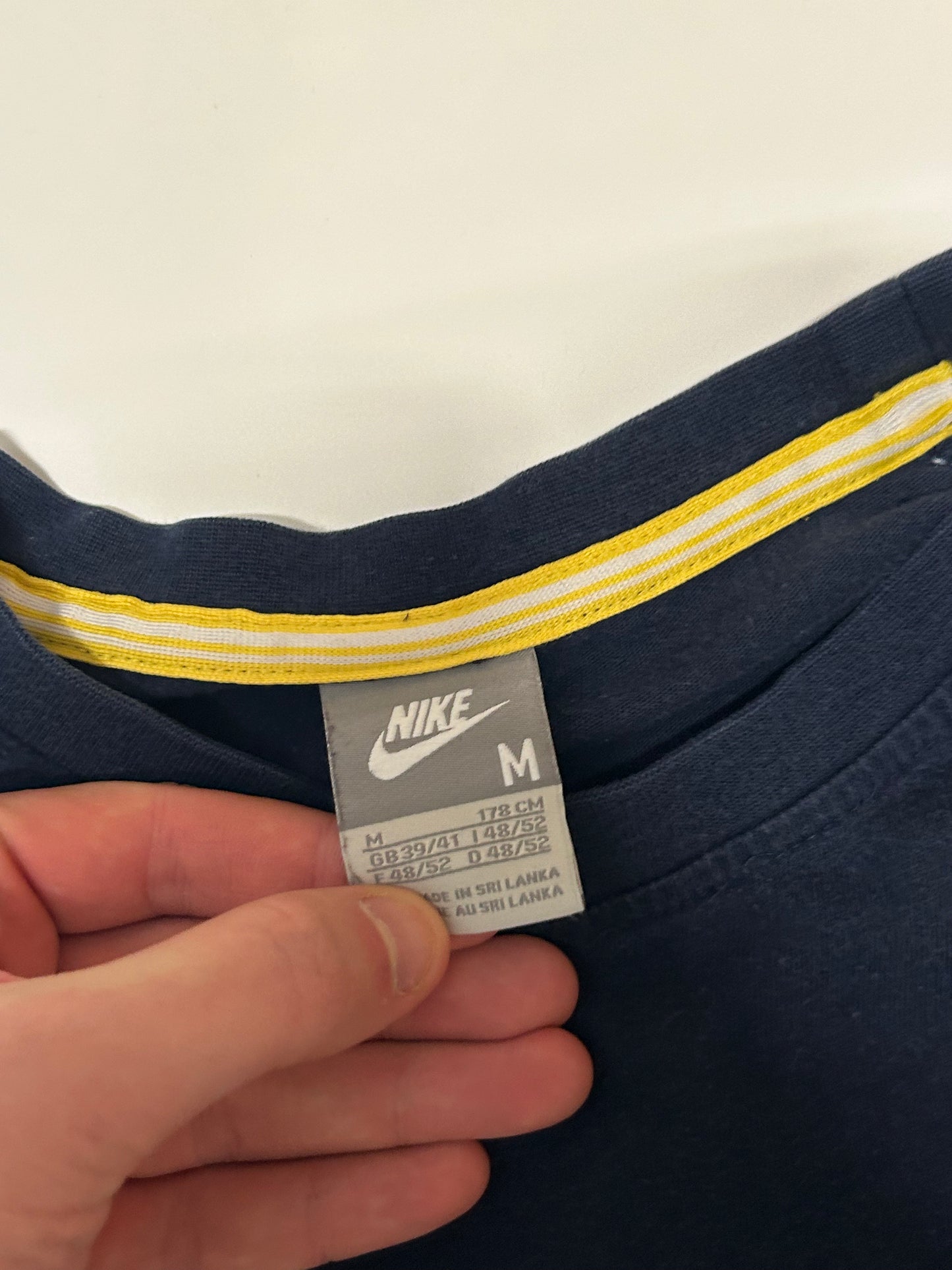 Vintage Nike spell out long sleeve tee (M)