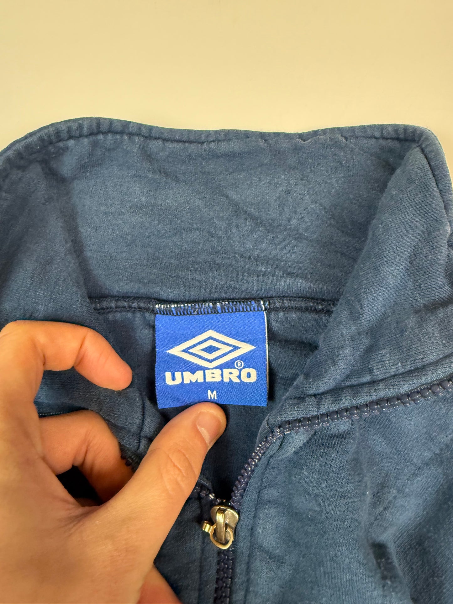 Vintage 90s Umbro centre logo quarter zip sweatshirt (M)