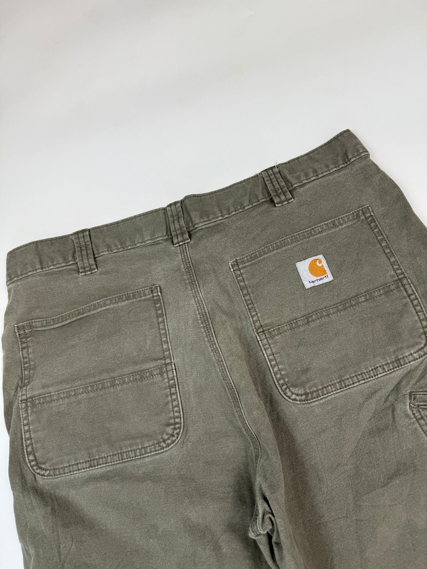 Carhartt baggy carpenter shorts (W34)