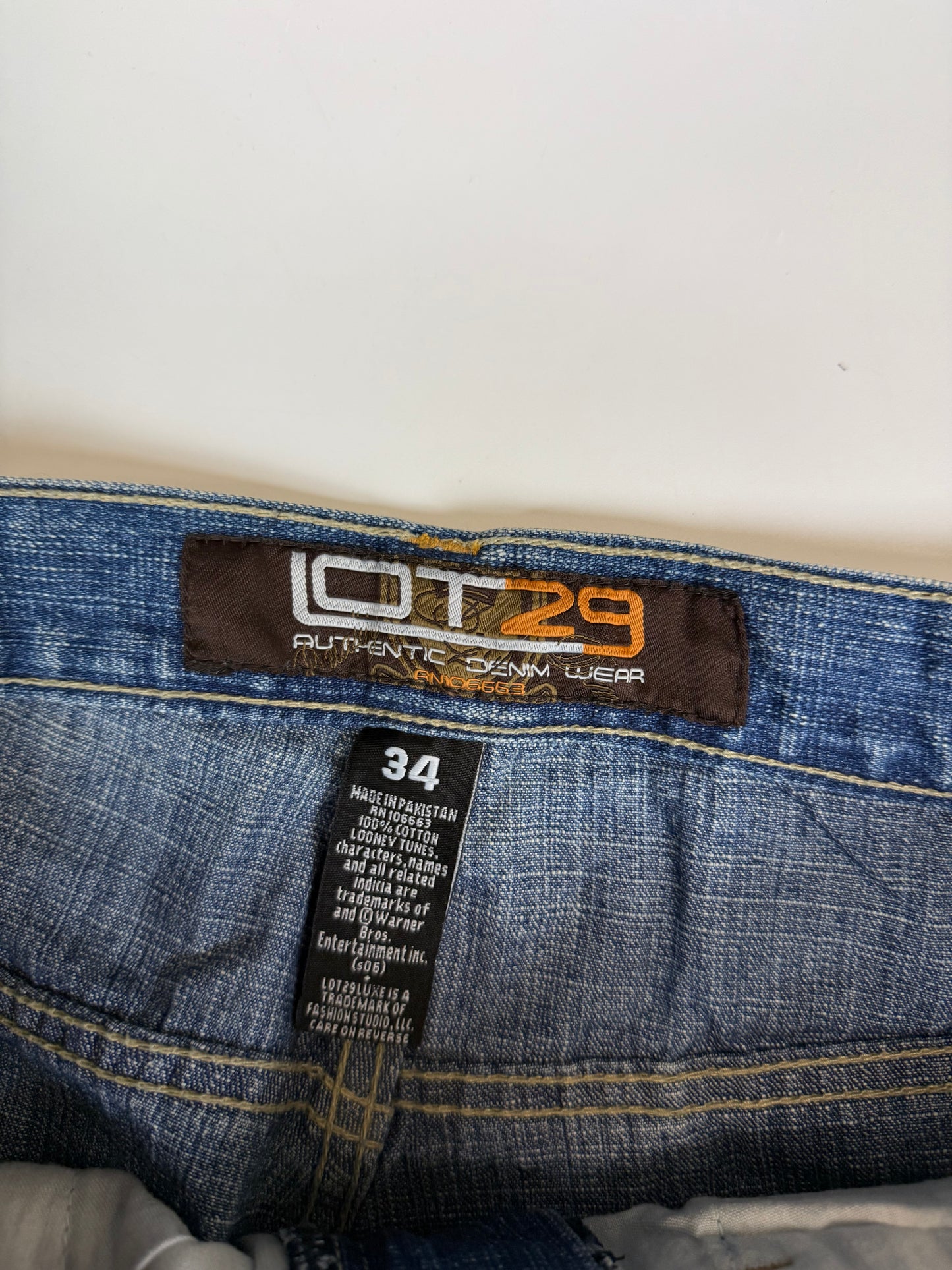 Vintage Lot 29 baggy hip hop jeans (W34)