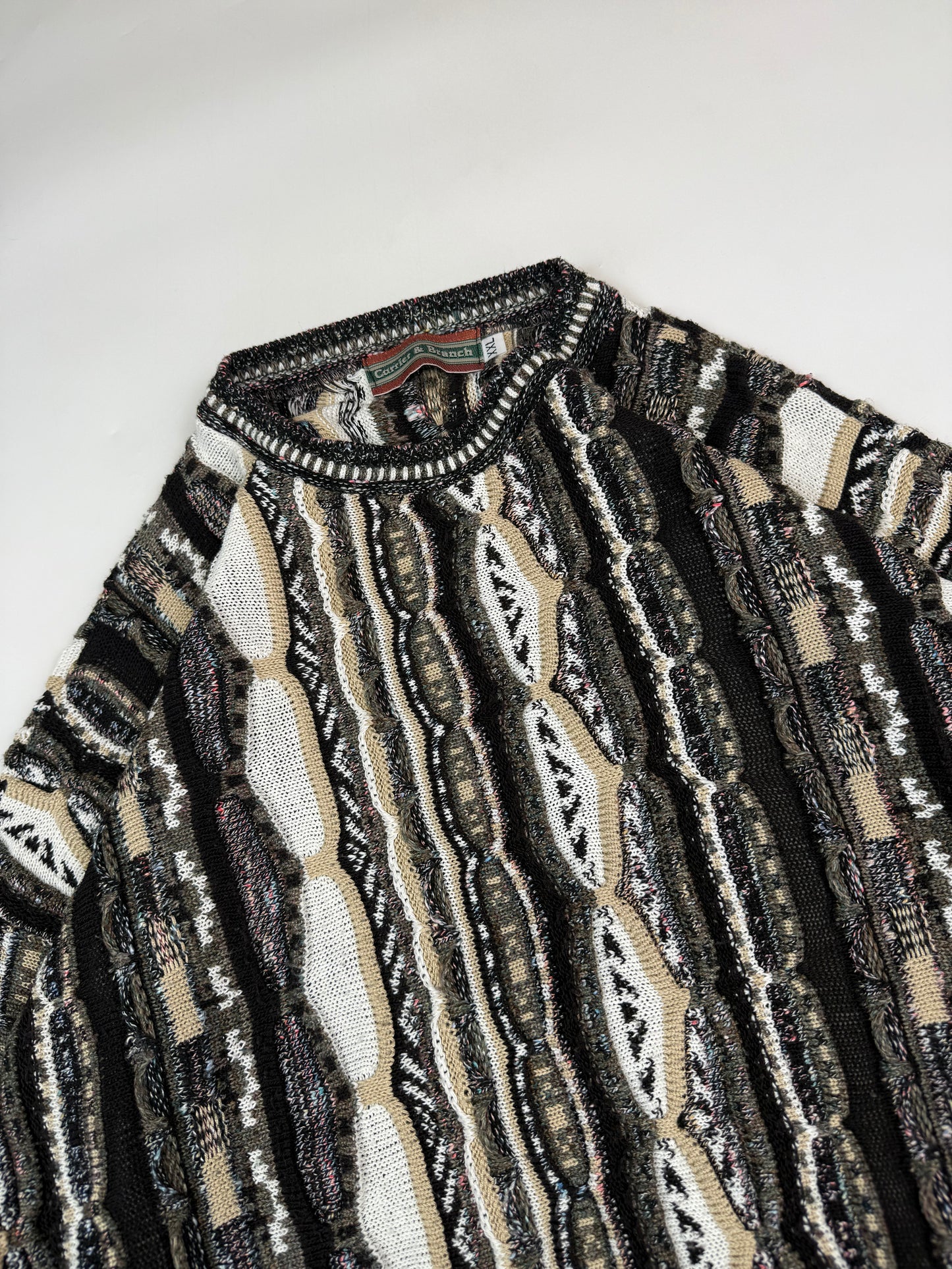 Vintage coogi style knit sweater (L)