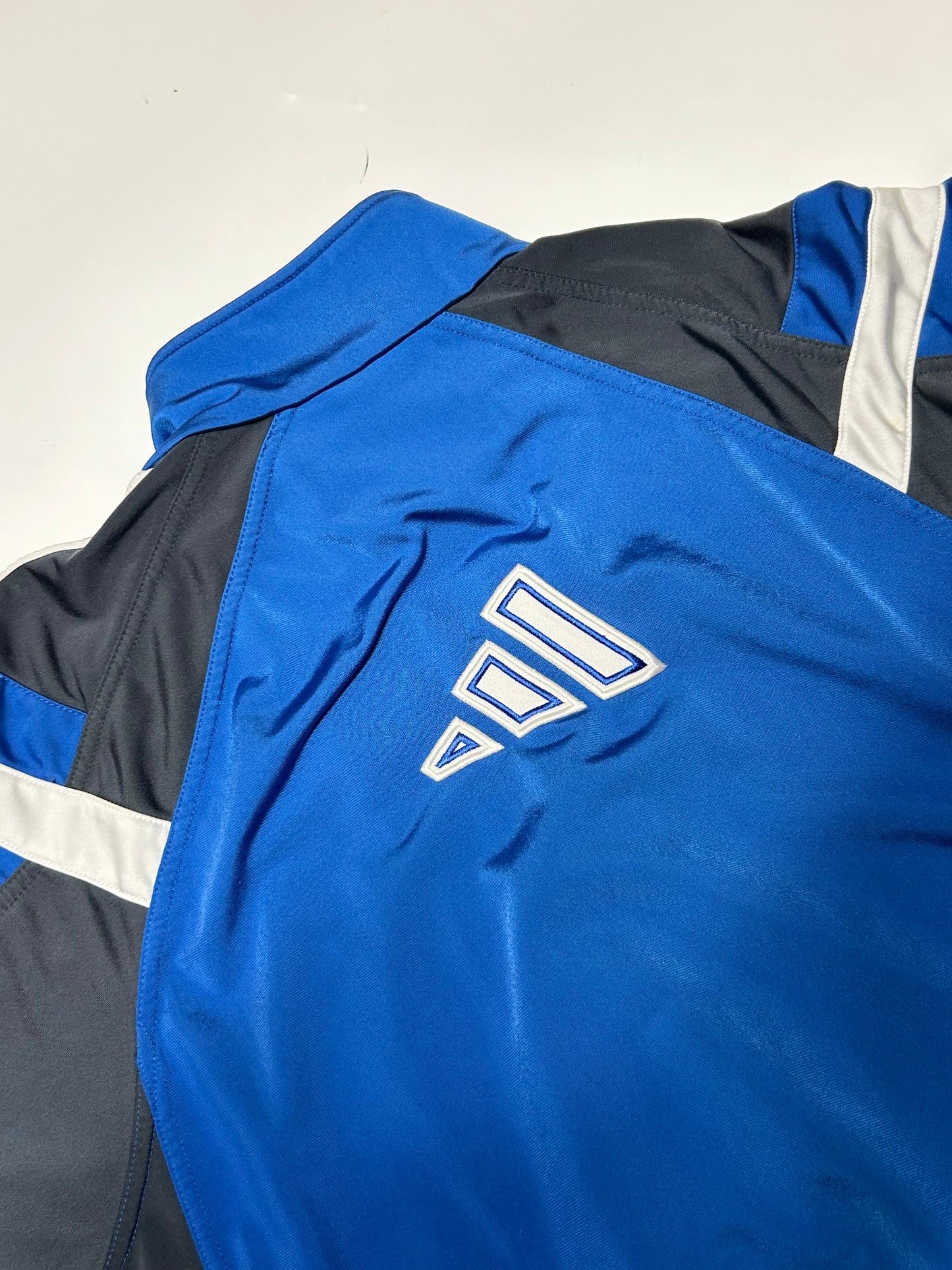 Vintage Adidas track jacket (M)