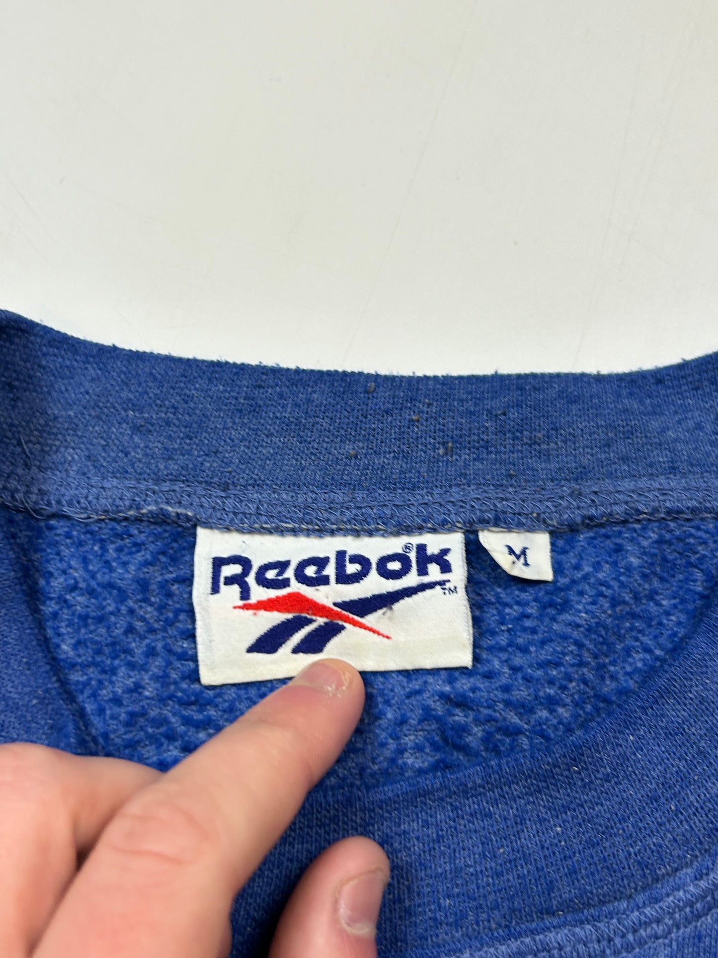 Vintage 90s Reebok small logo sweatshirt (M)