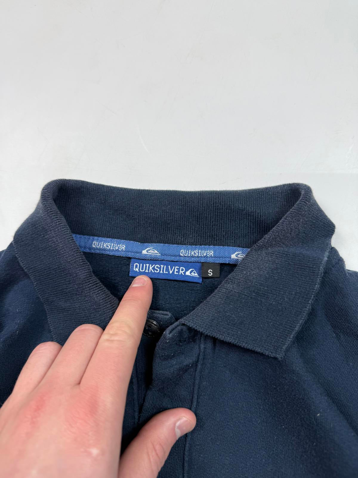 Vintage Y2K Quiksilver collared sweatshirt (S)