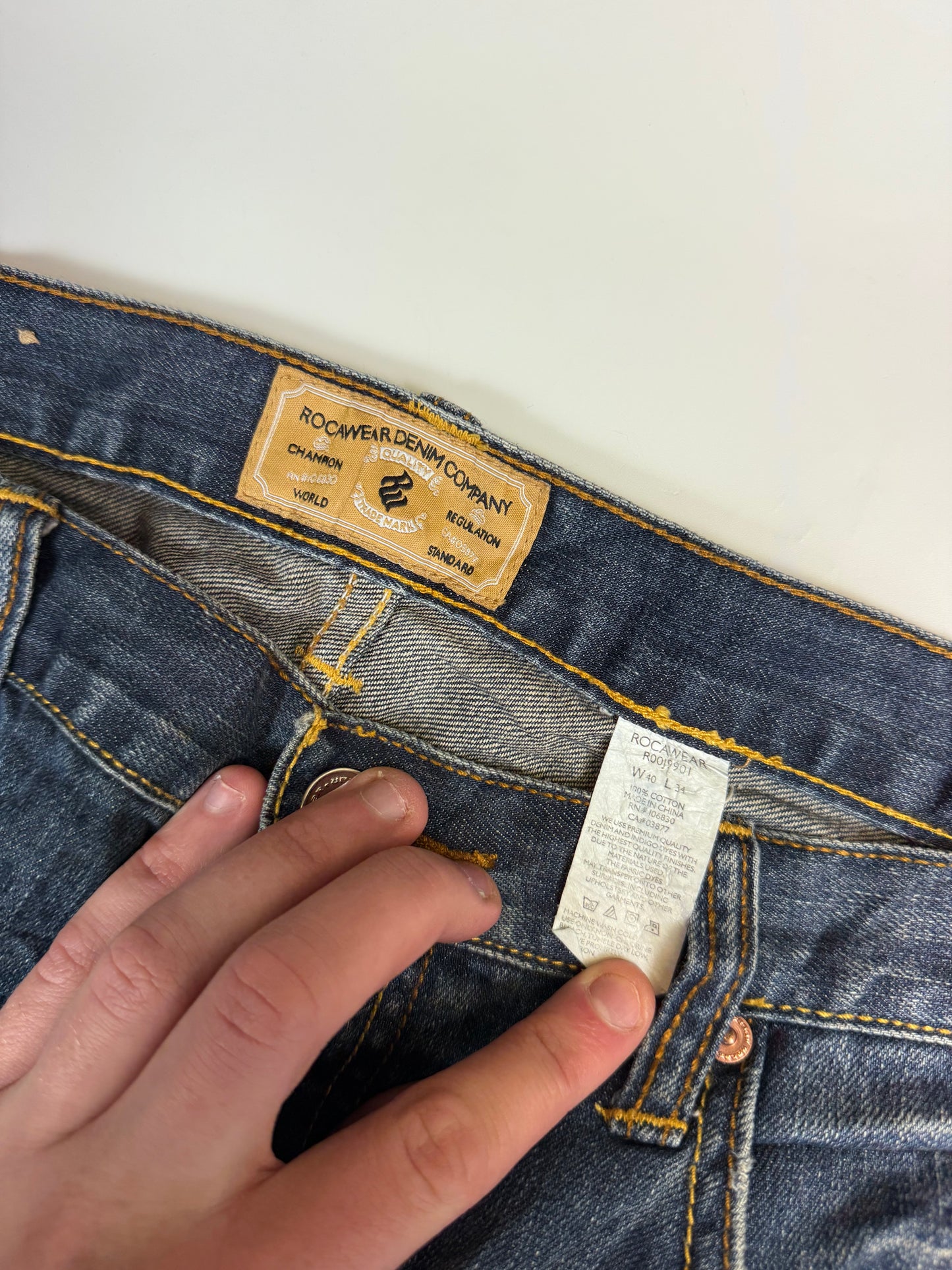 Vintage Rocawear baggy jeans (W40)