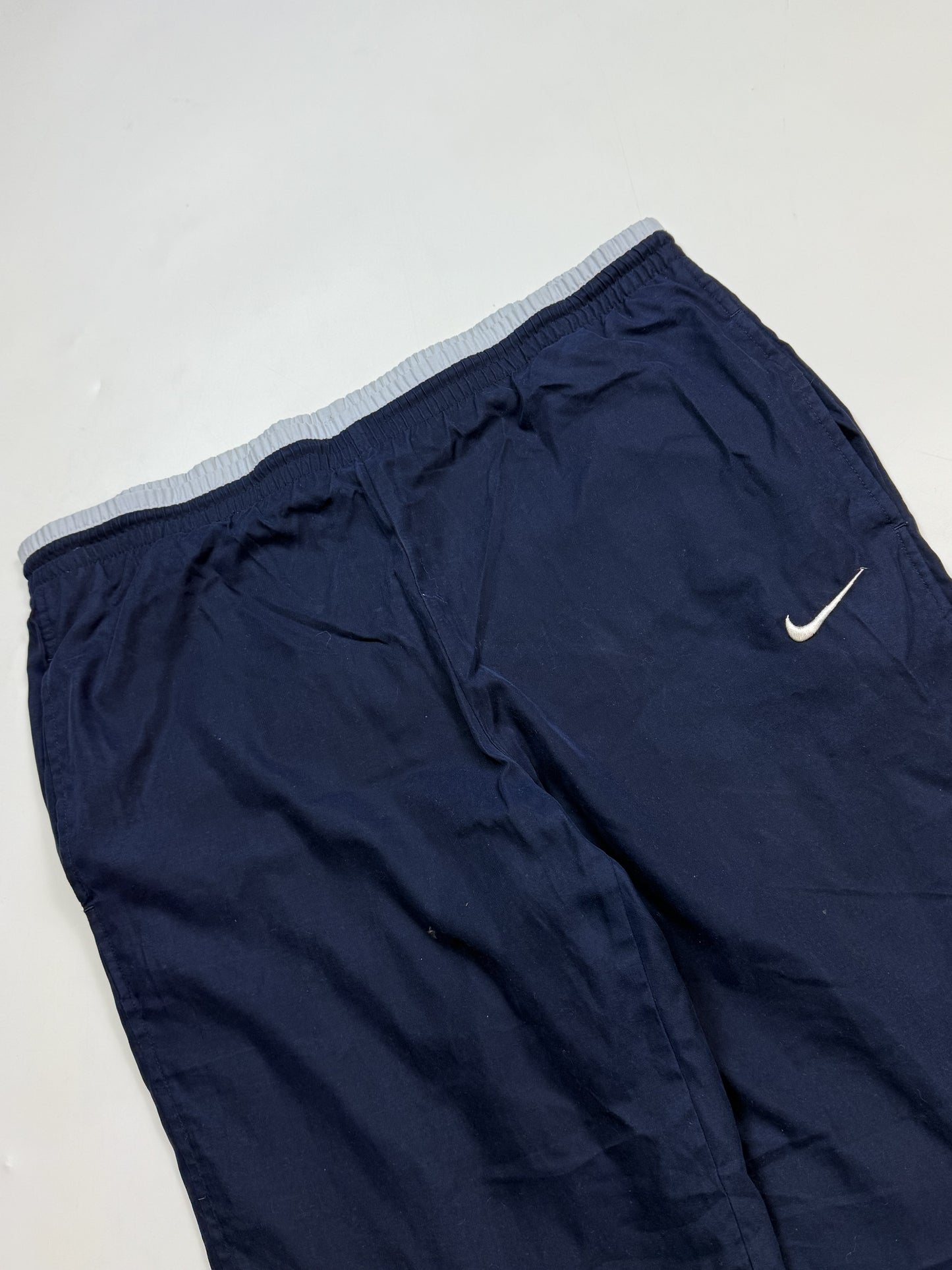 Vintage Nike mini swoosh baggy track pants (M)