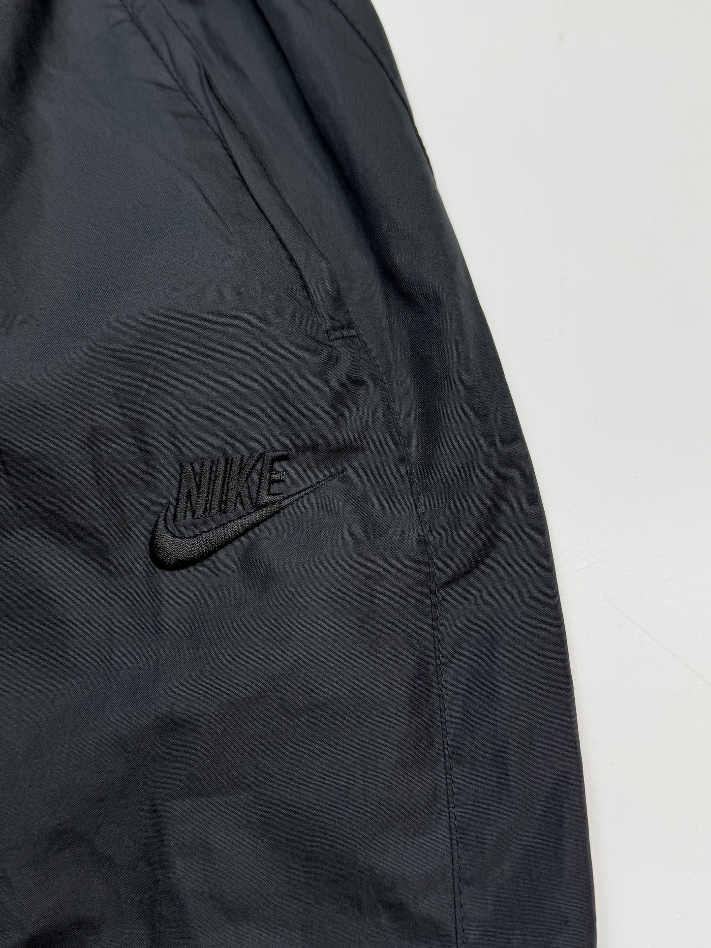 Vintage 90s Nike small logo track pants (L)